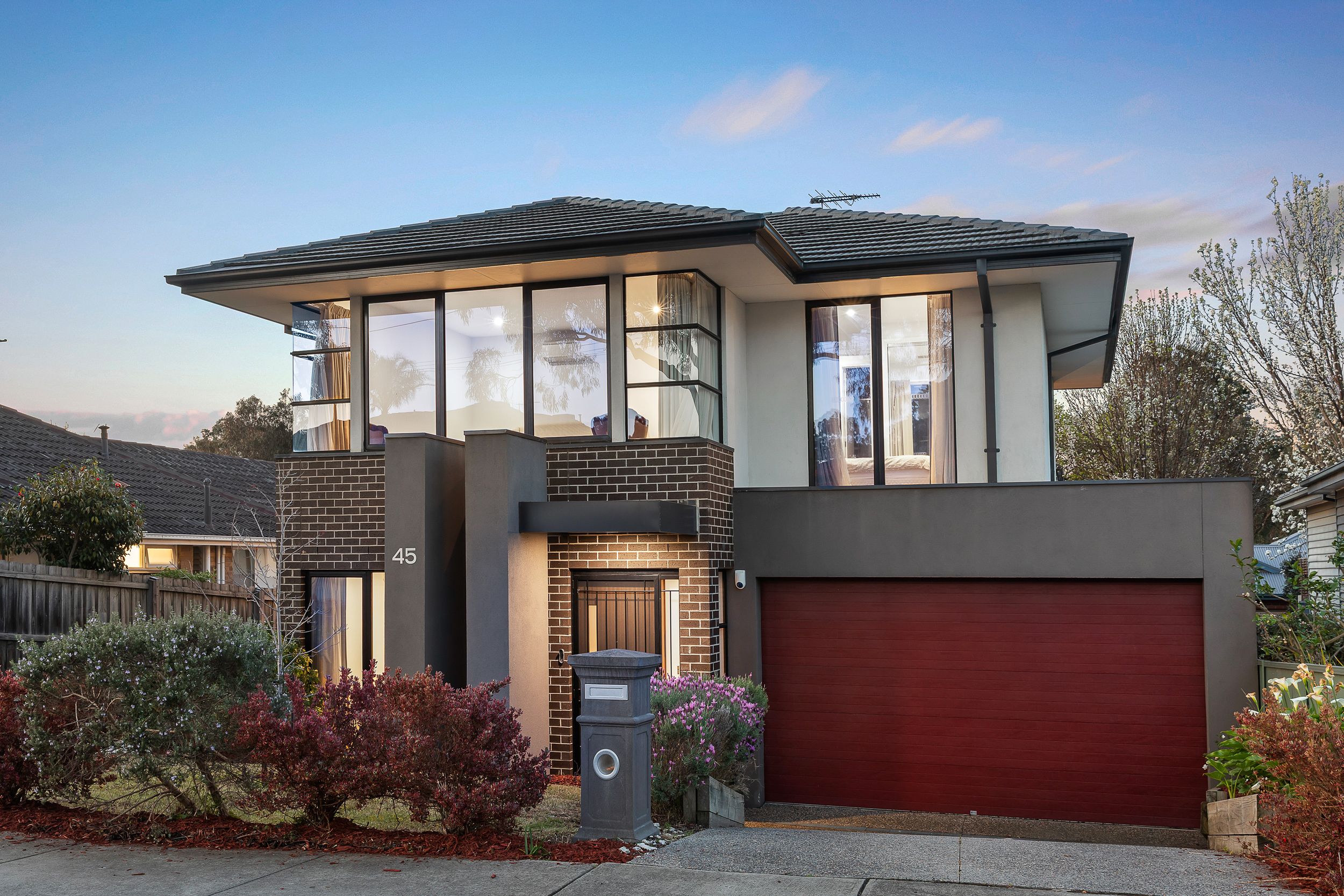 1/45 Peter Street — photo from Ray White Burwood