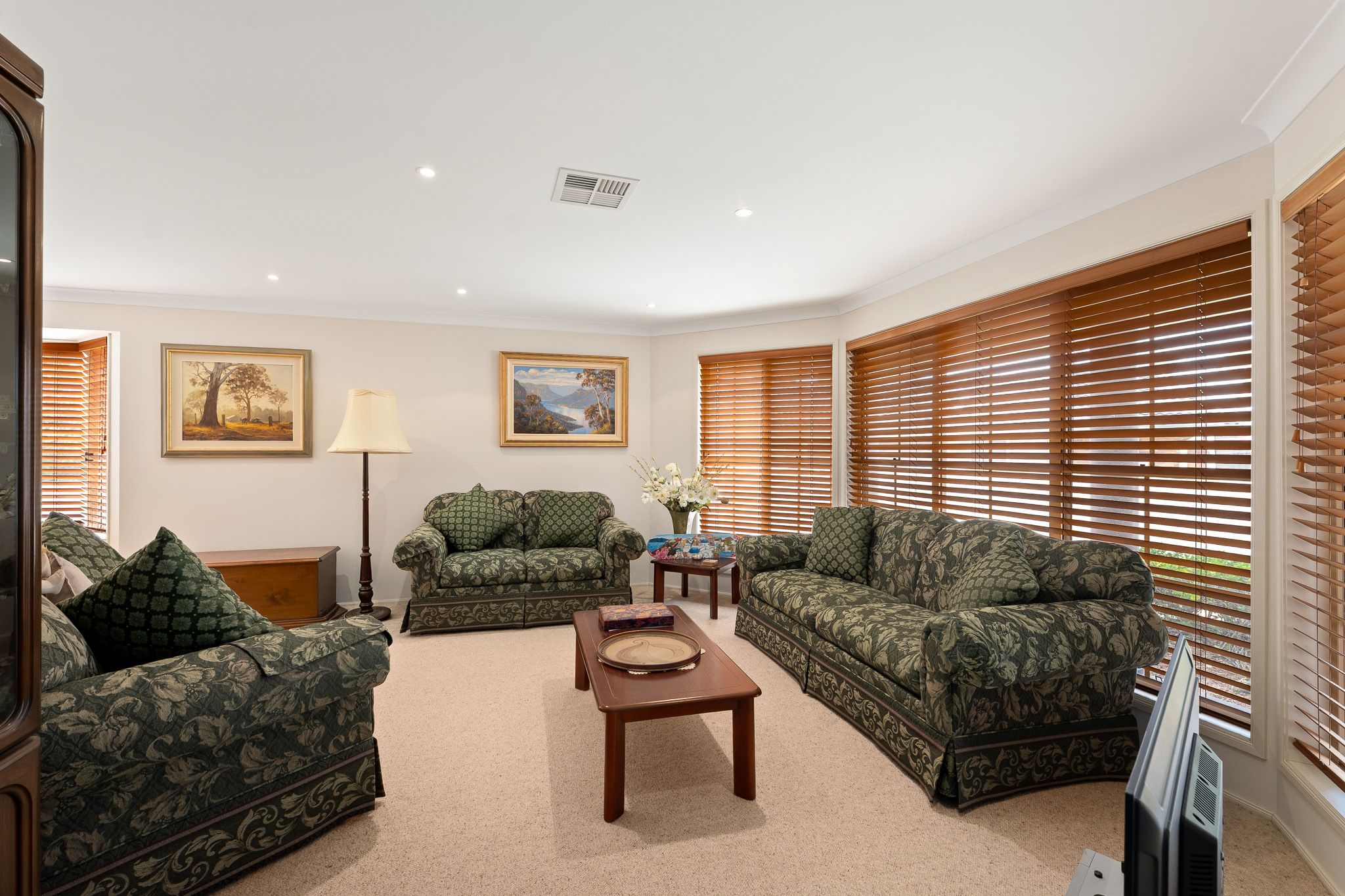 11 George Norman Close — photo 12 of 30