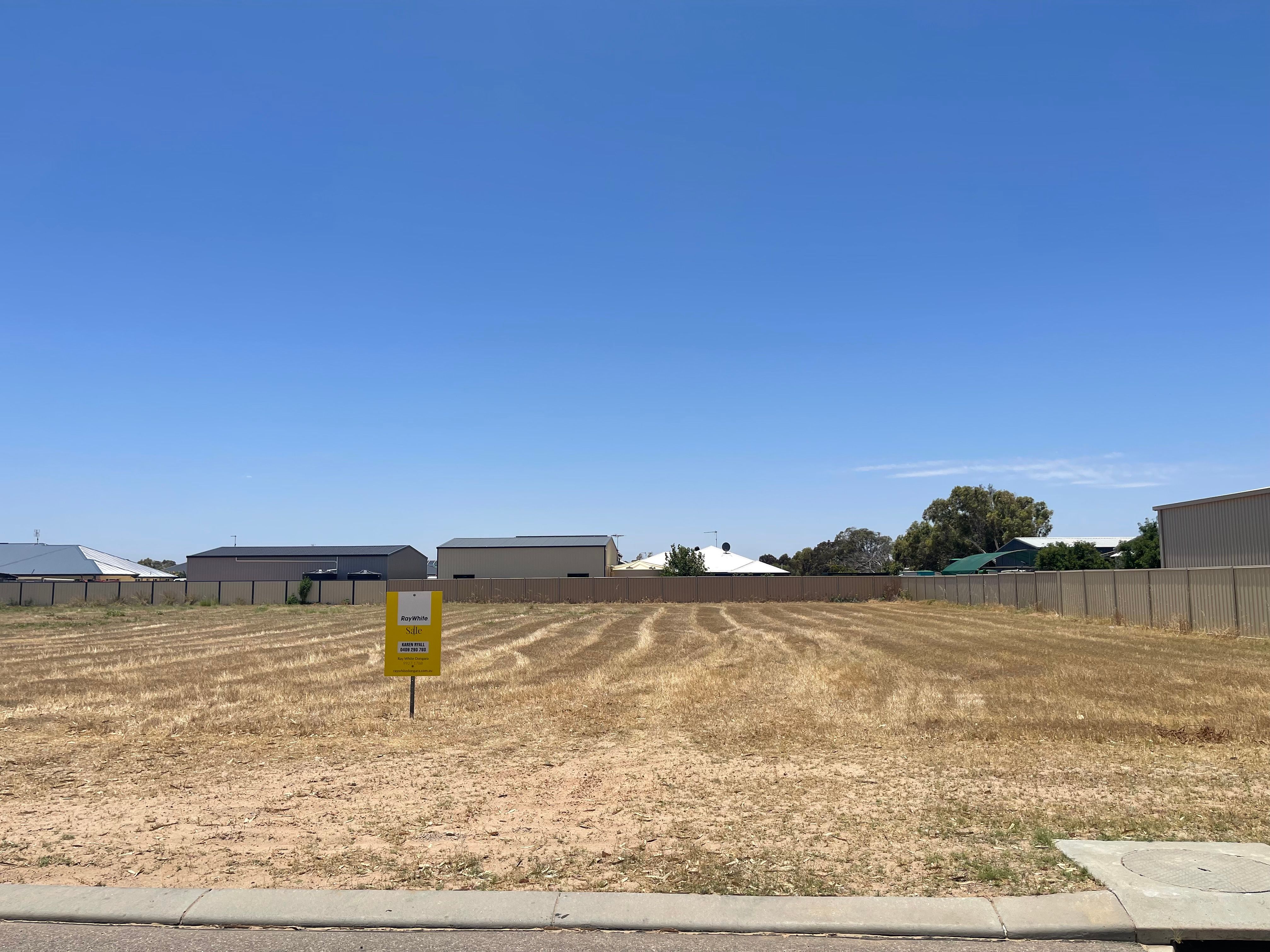15 Bayliss Road, Dongara, WA 6525