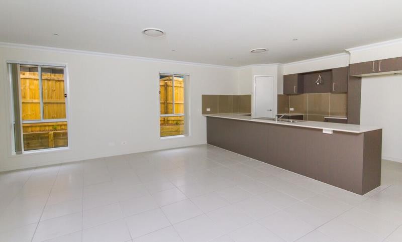 52 Wimmera Crescent, Upper Coomera, QLD 4209