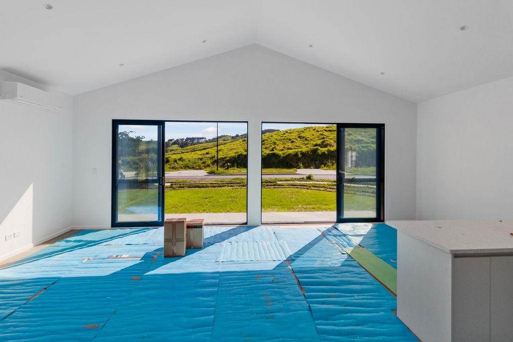 80 Mataikokako Loop, Kawakawa Bay, Manukau City