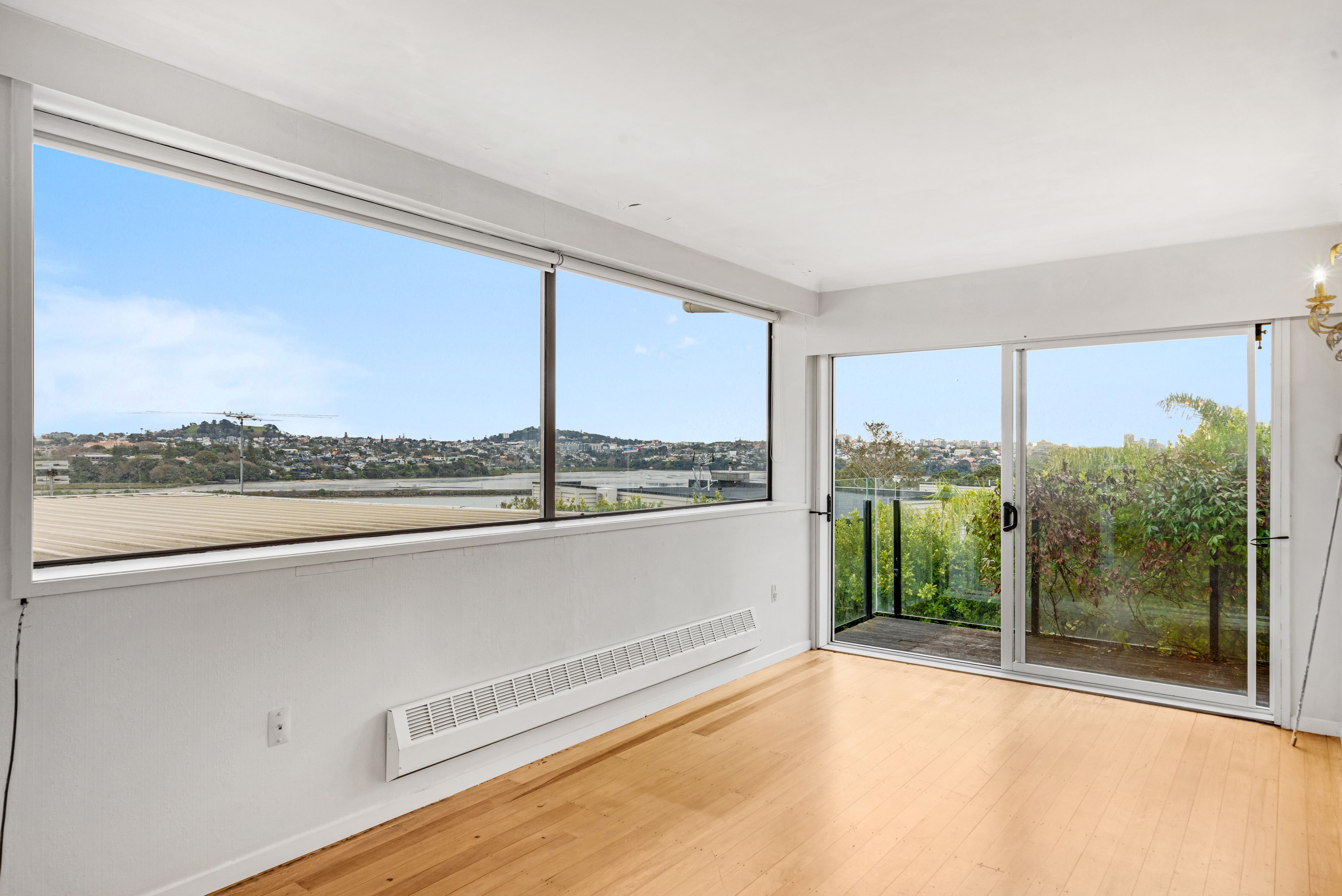 4/128 Paritai Drive, Orakei