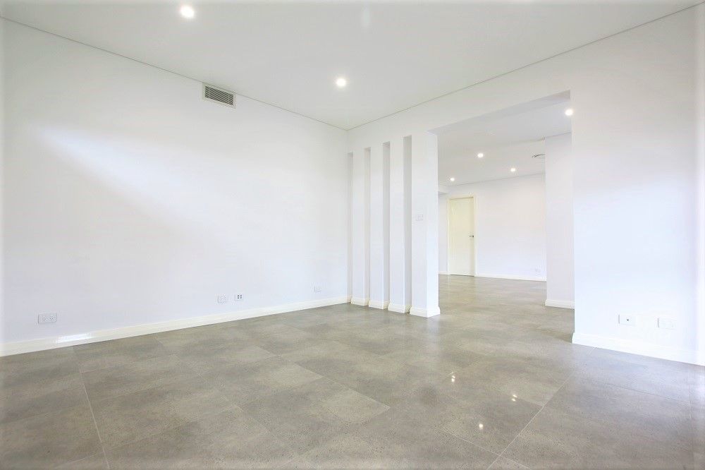 9 Moxon Street, Oran Park, NSW 2570
