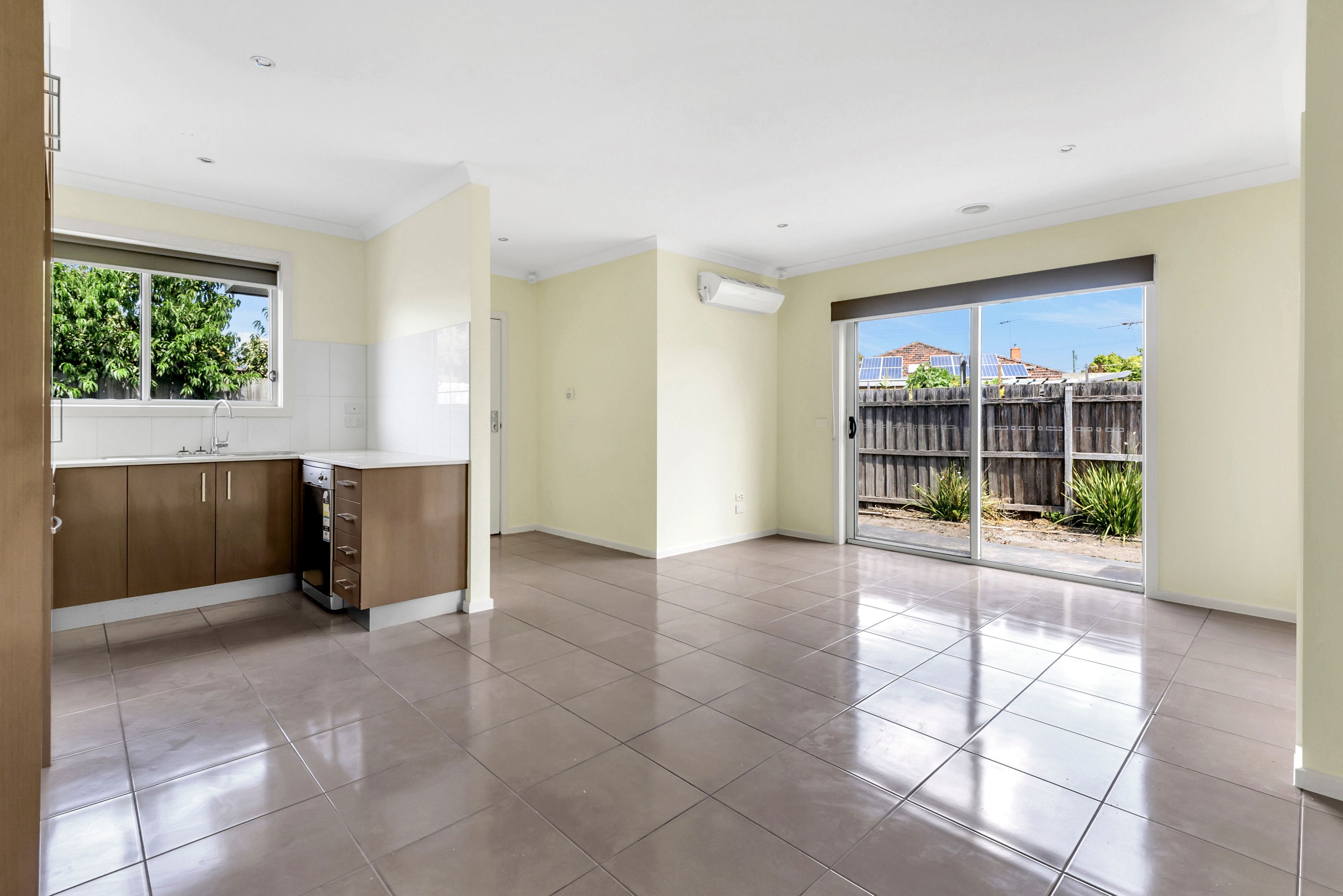 4/27 Anderson Street, Lalor, VIC 3075