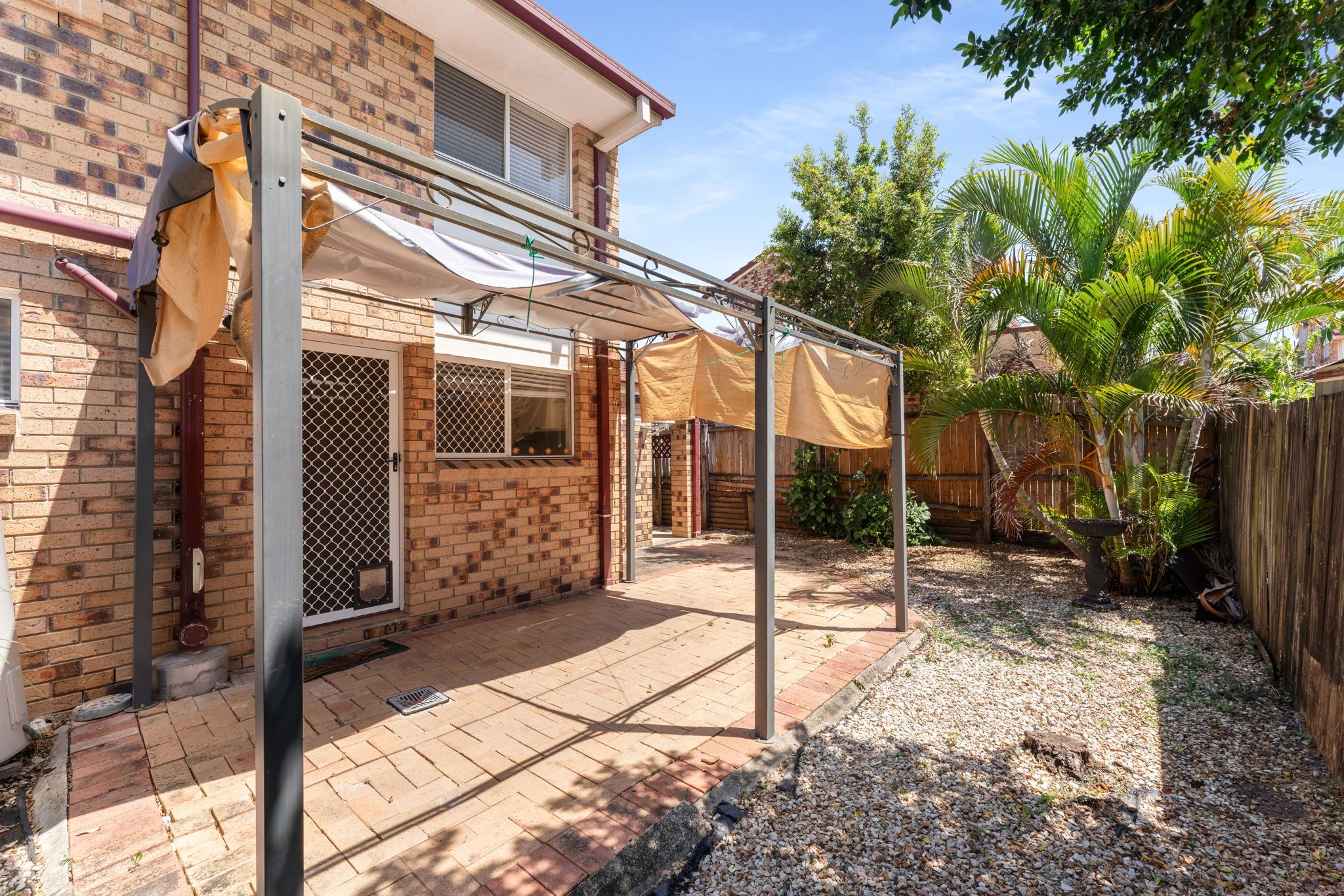 27/3809 Pacific Highway — photo 15 of 16