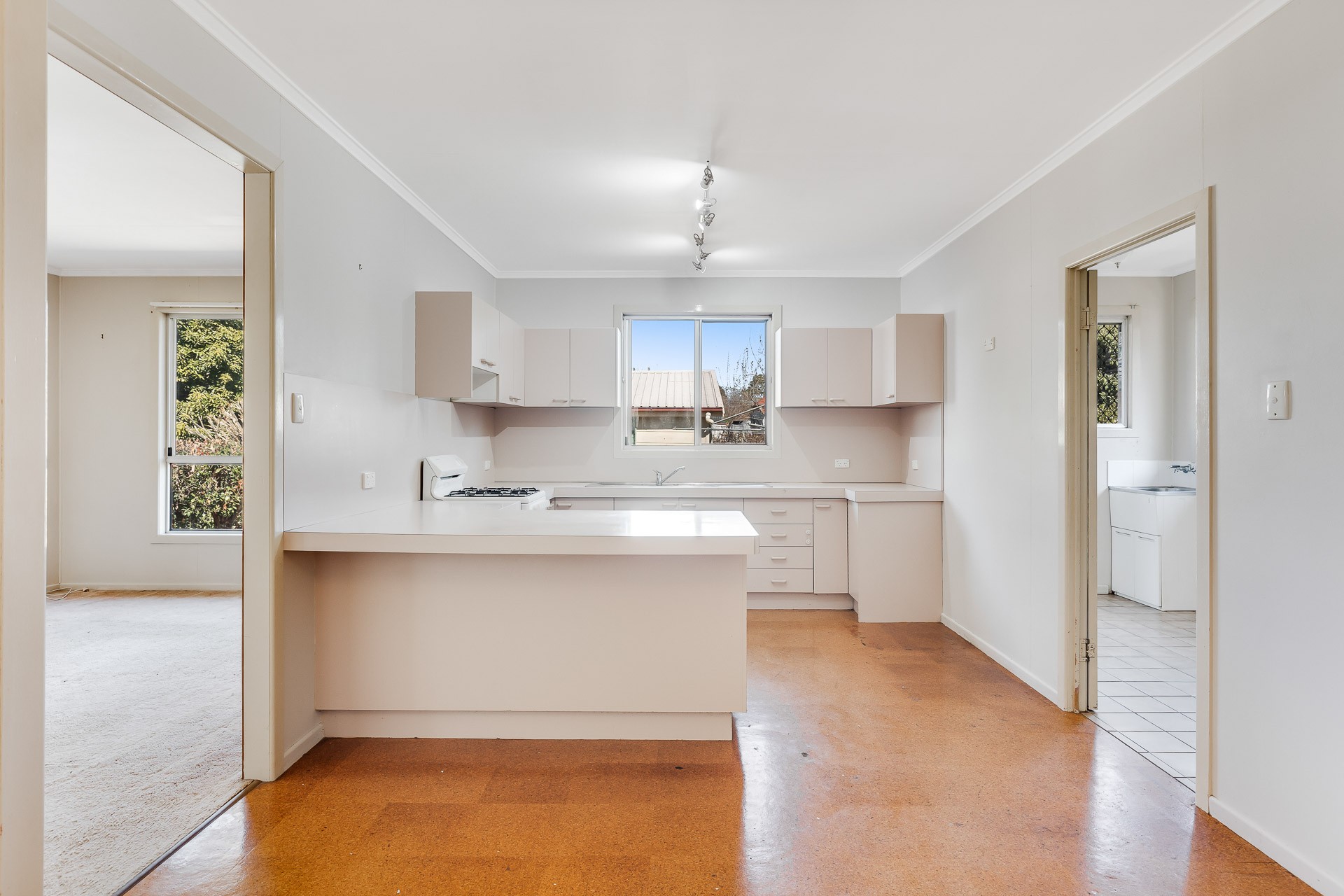 46 Wallace Street, Newtown, QLD 4350