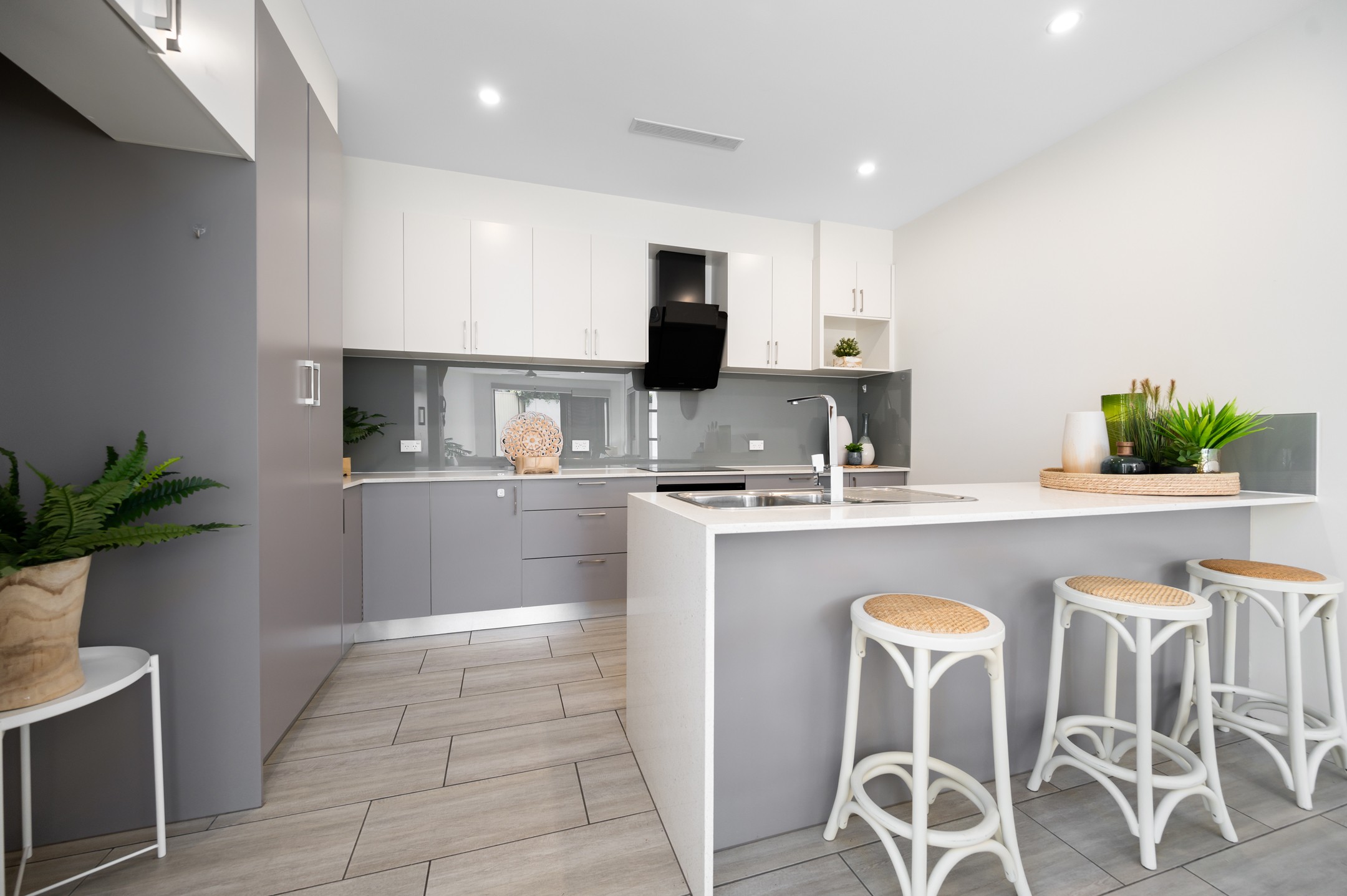 1/485a Pine Ridge Road, Runaway Bay, QLD 4216