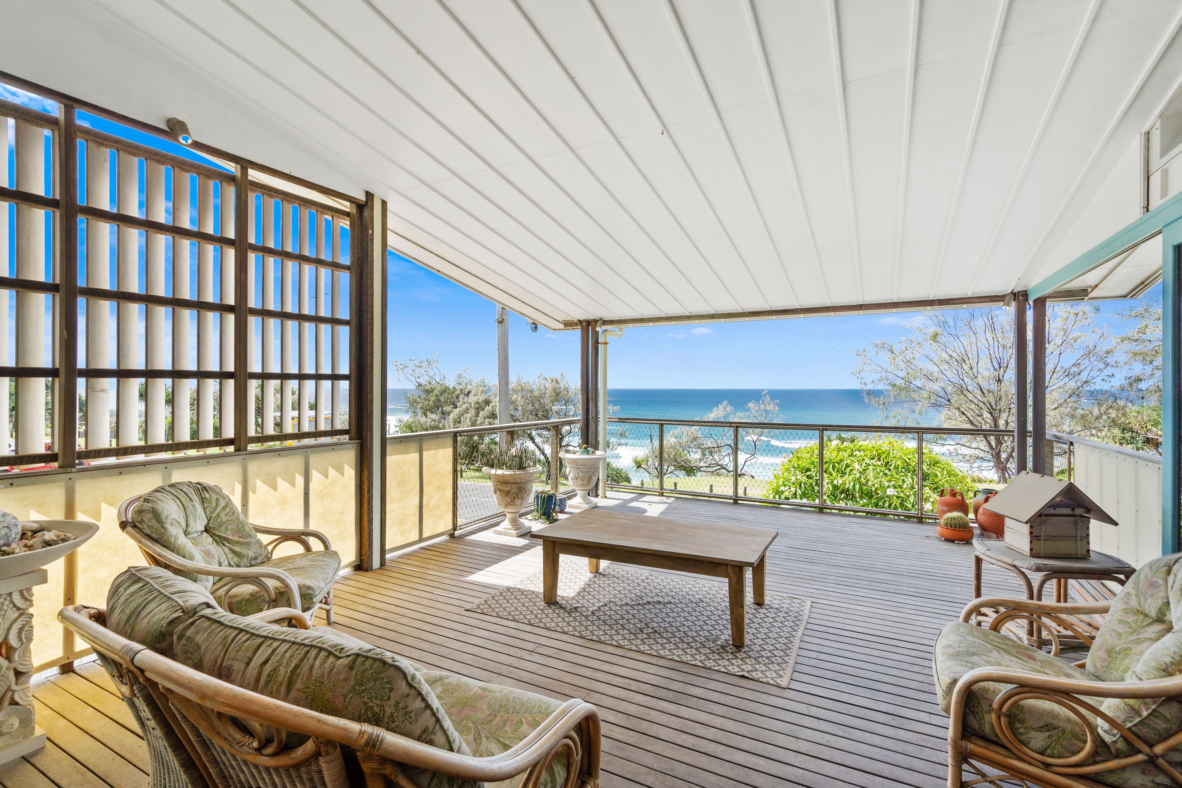 19 Mooloomba Road, Point Lookout QLD 4183