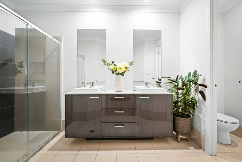 2 Northridge Road, Jordan Springs, NSW