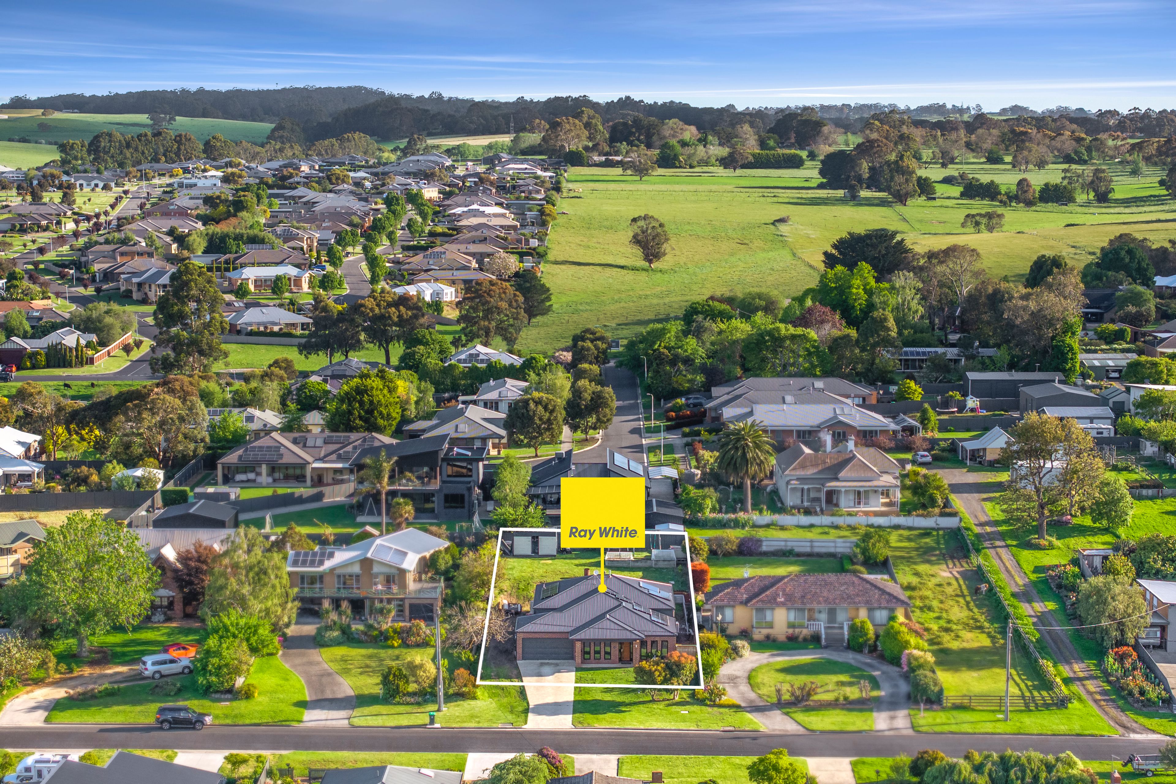 28 Tulloh Street, Elliminyt, VIC 3250