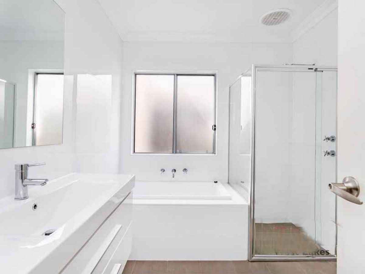 35 Lewis Crescent, Woodville West, SA 5011