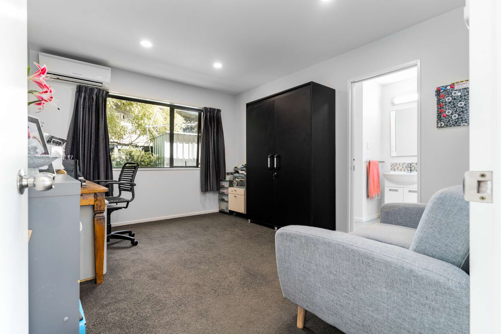 2/157 Wairakei Road, Bryndwr, Christchurch City Real Estate Ray