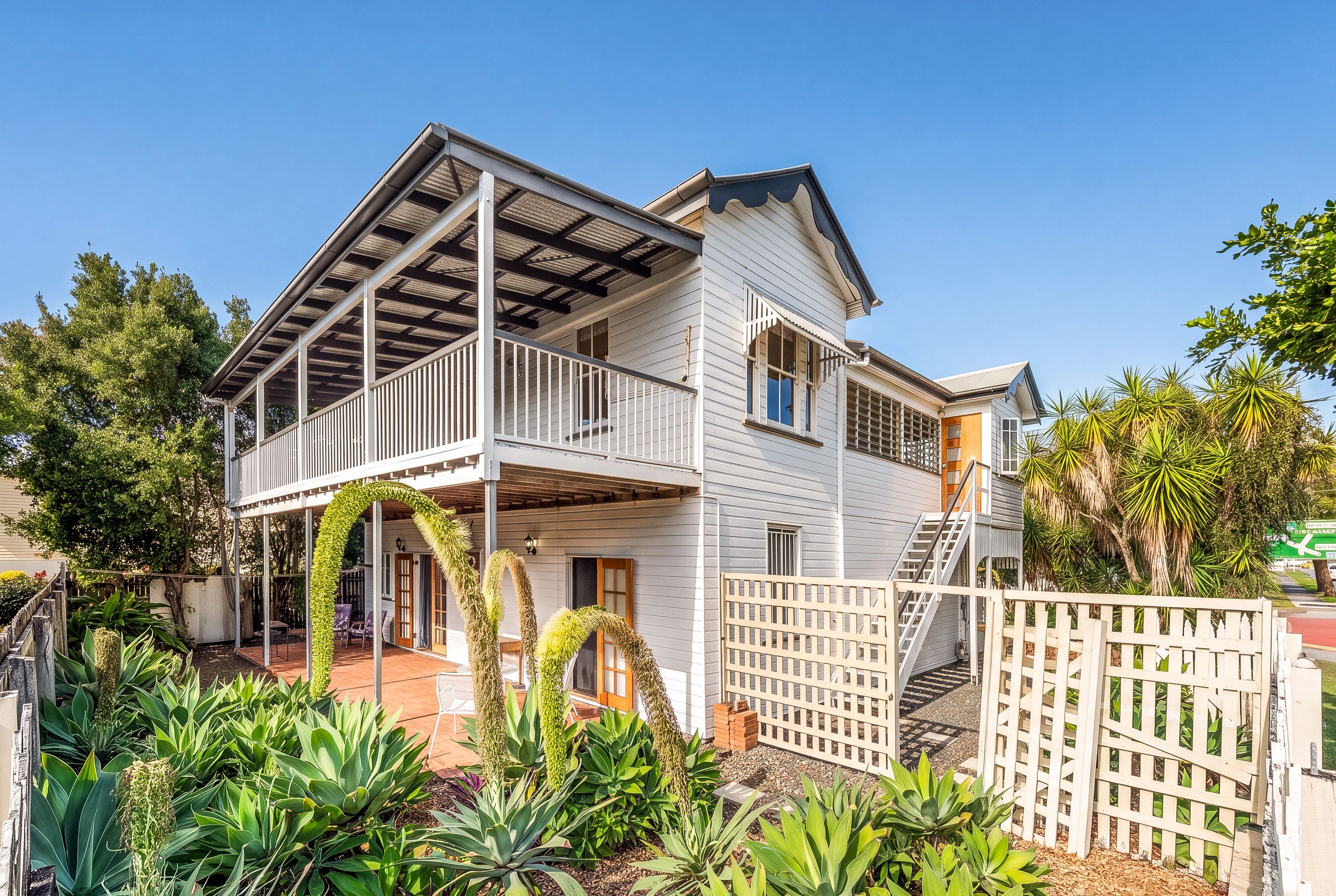 2 Bayliss Street, Toowong, QLD 4066
