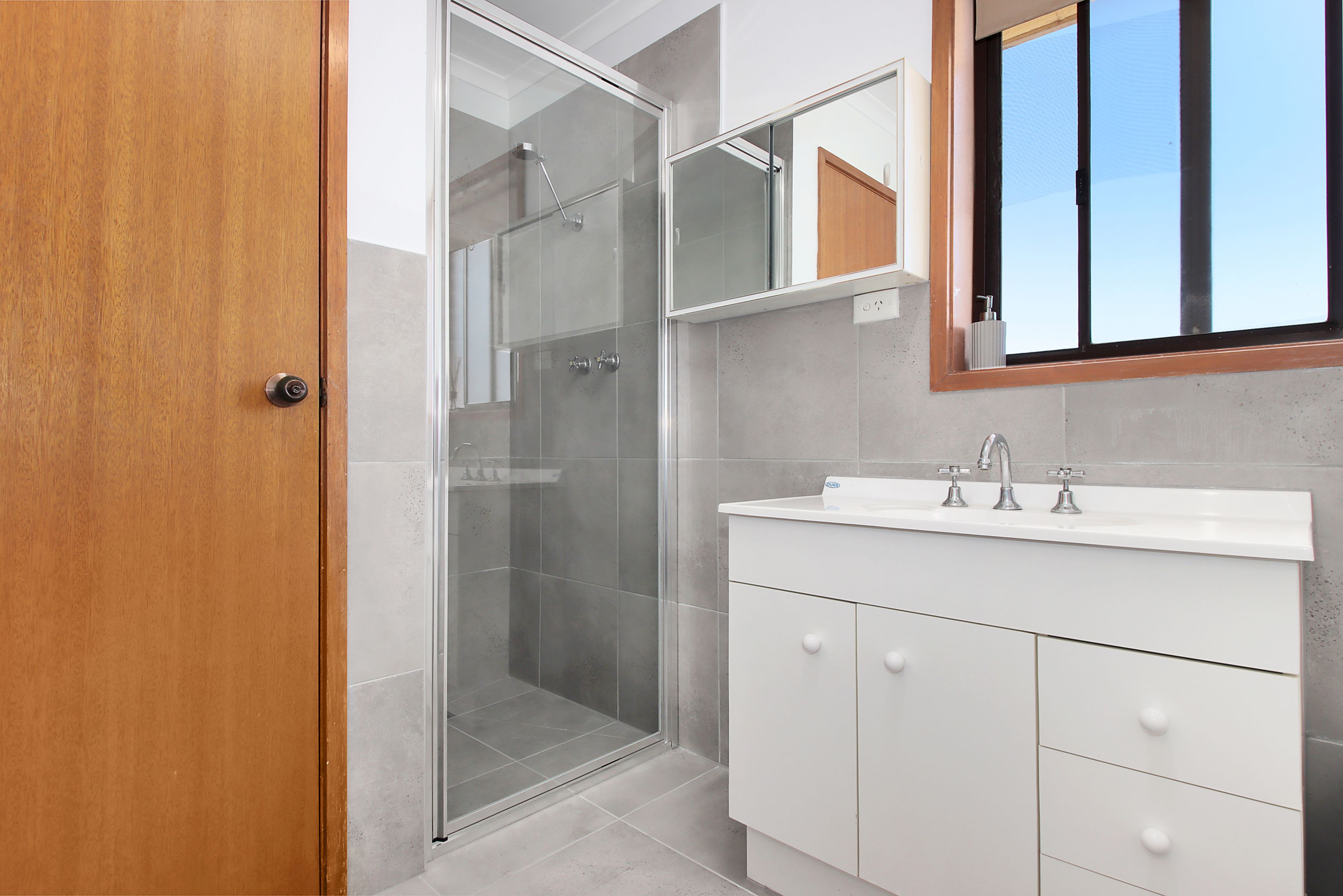 2/4 Sunnyside Crescent, Walla Walla, NSW 2659