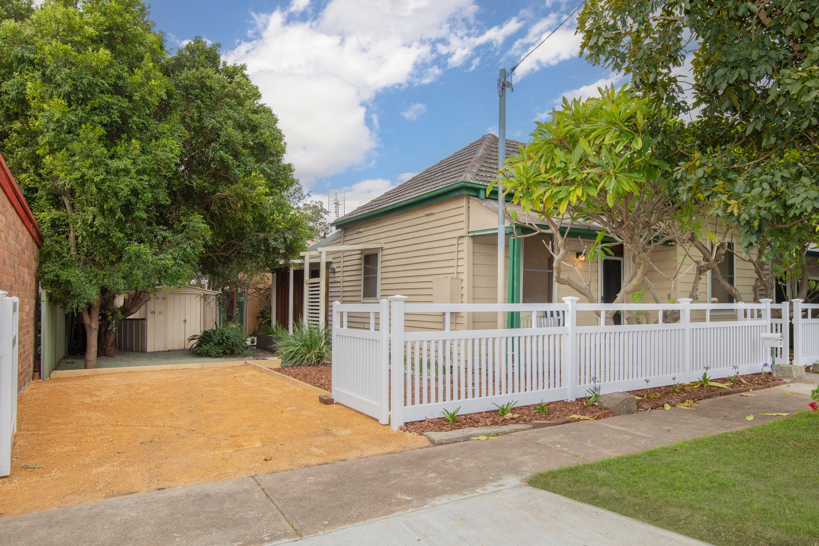 37 Girling Street, Islington, NSW 2296