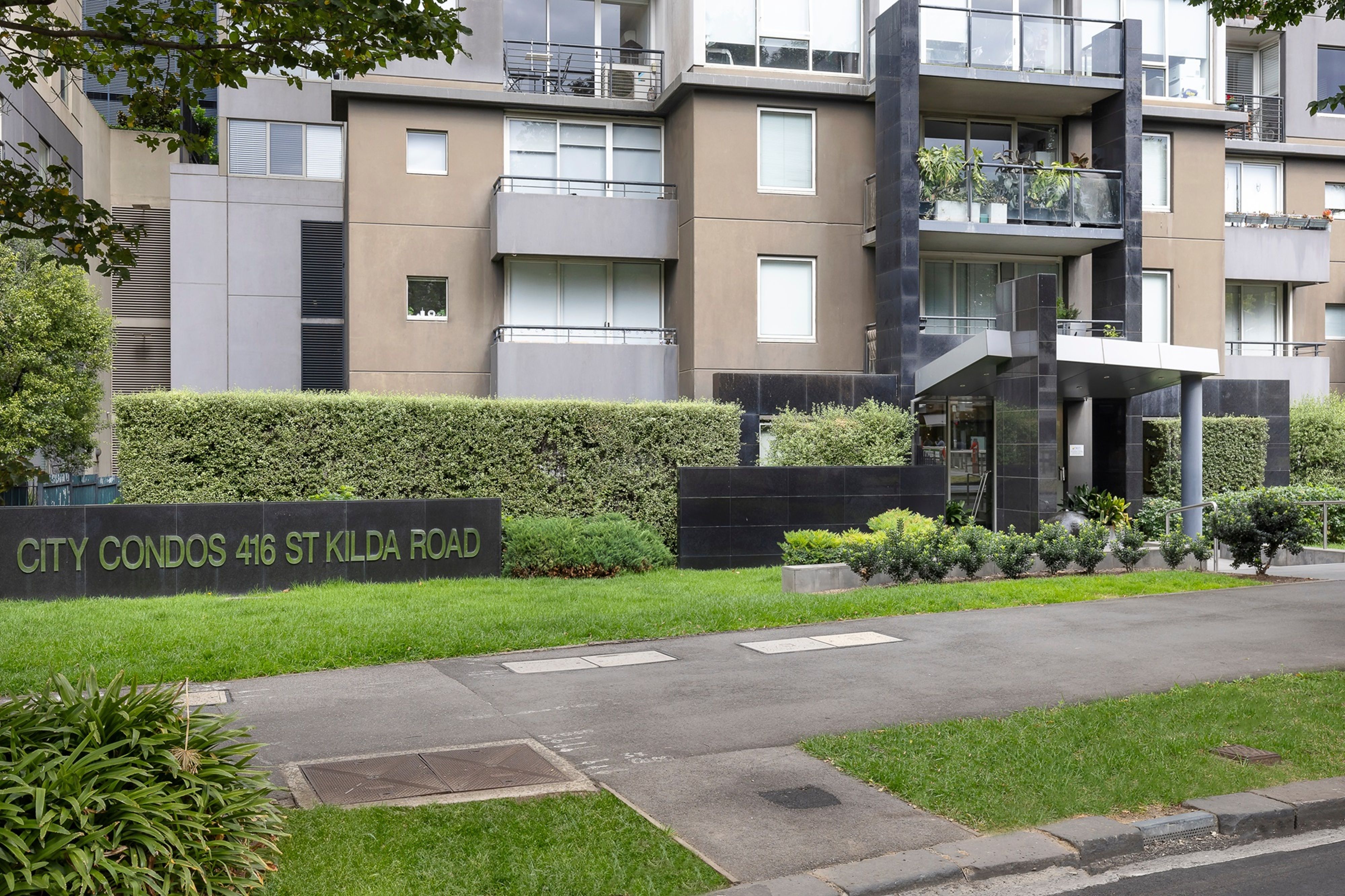152/416 St Kilda Road — photo 19 of 20