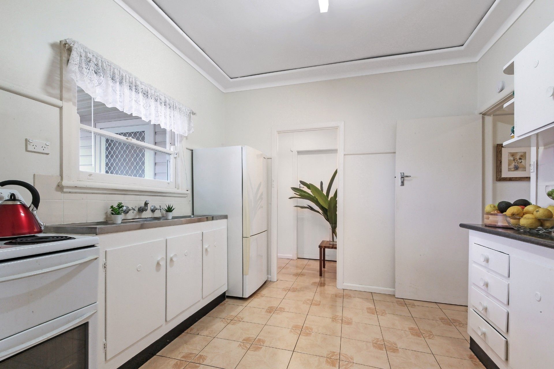35 Glenn Avenue — photo 6 of 14