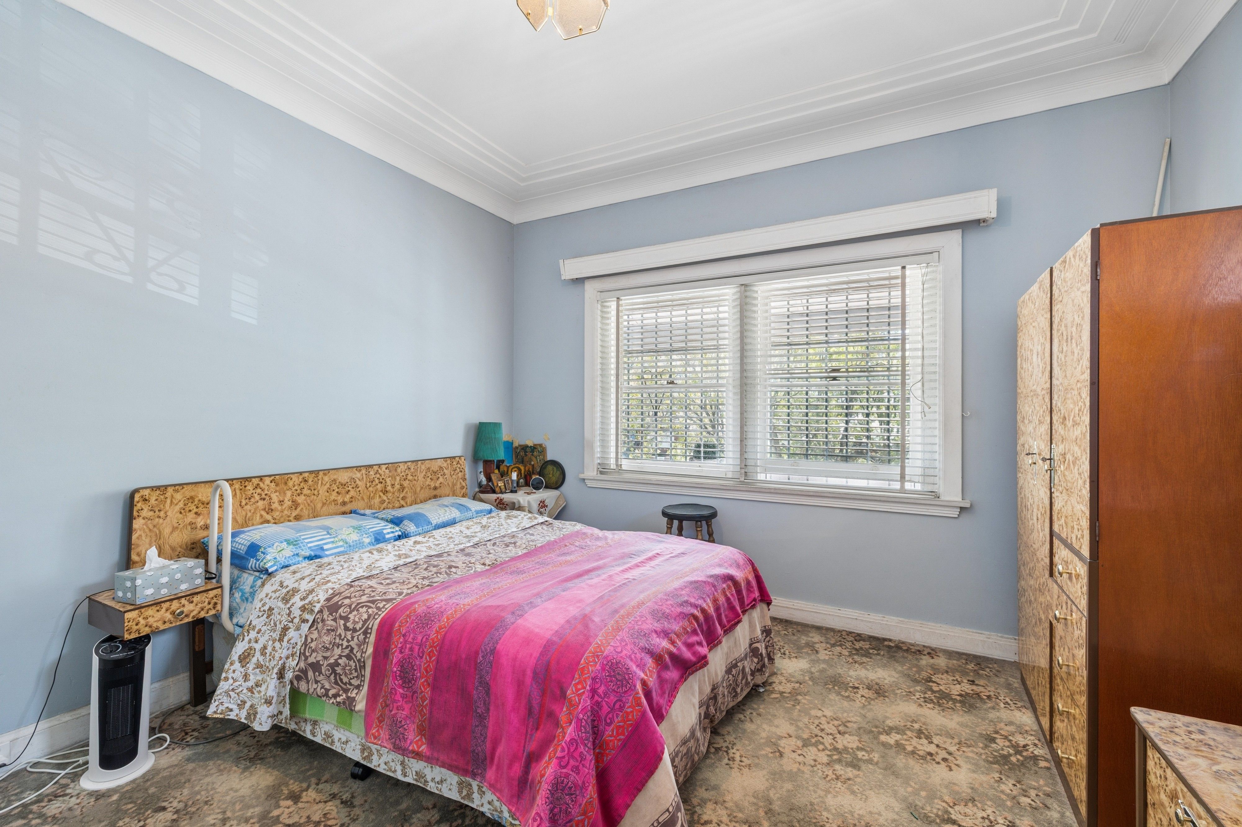 15 Beaconsfield Avenue — photo 6 of 22