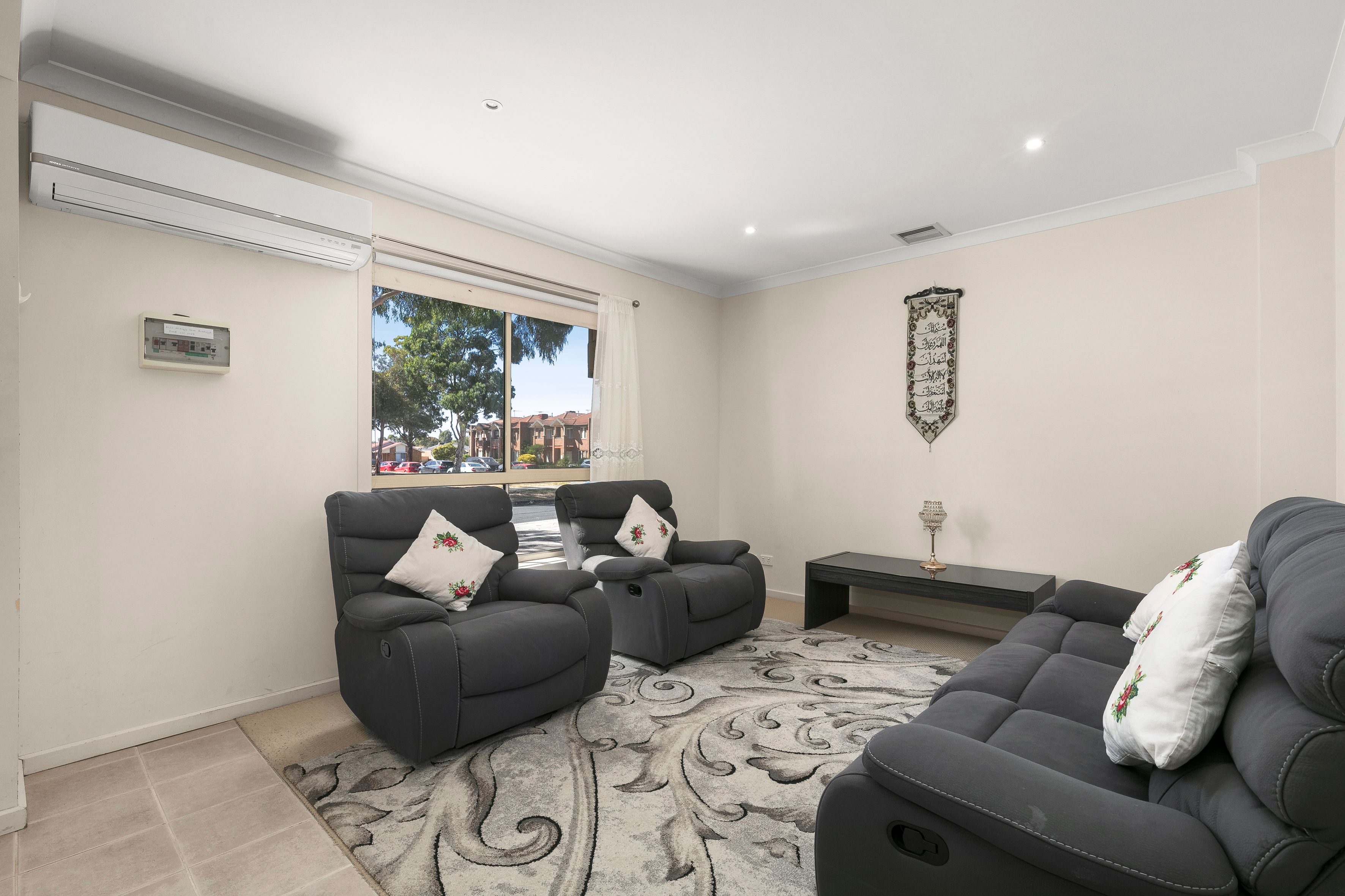 8/26 McKinley Drive, Roxburgh Park, VIC 3064