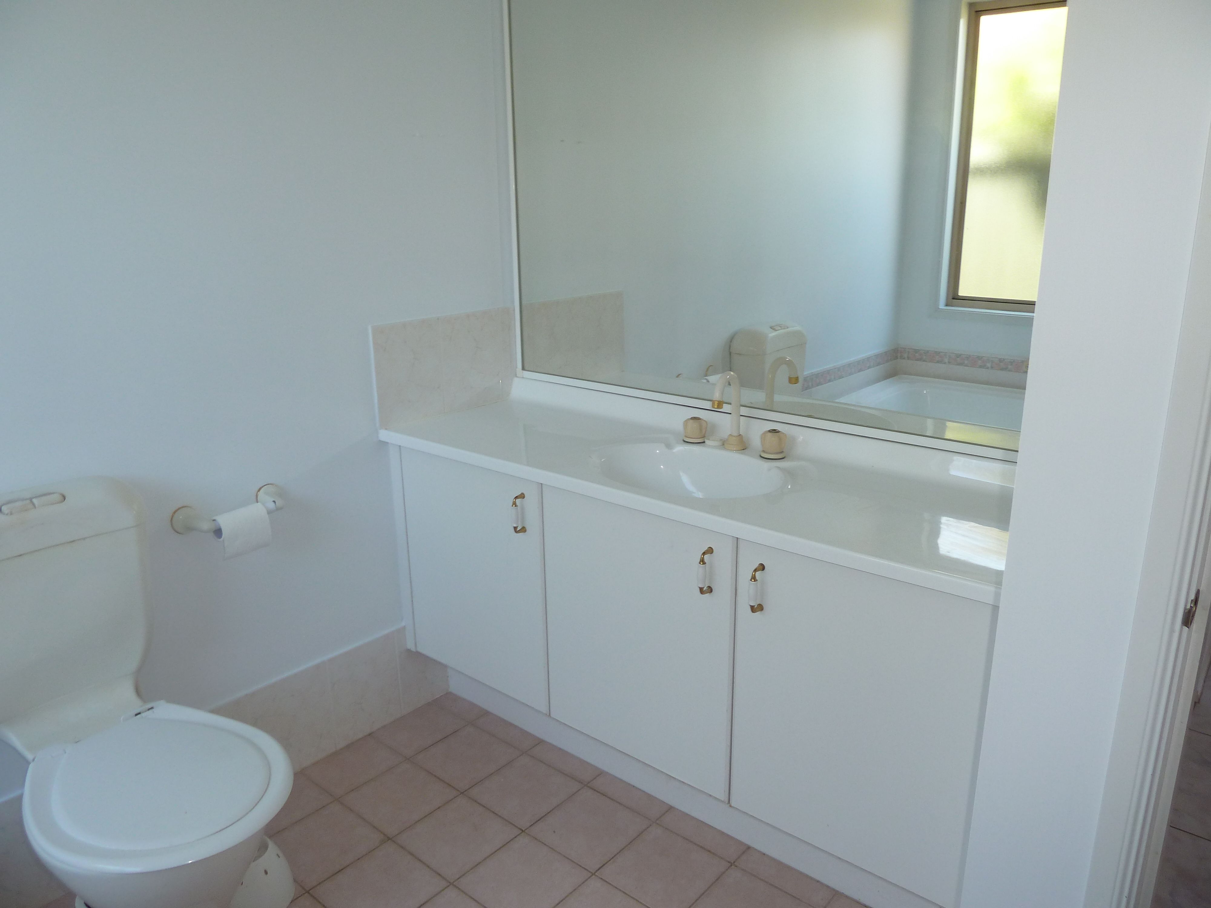 3 Nea Close, Glenmore Park, NSW 2745