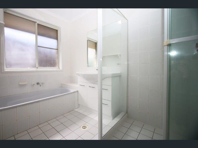 10 Carnoustie Court, Robina, QLD 4226