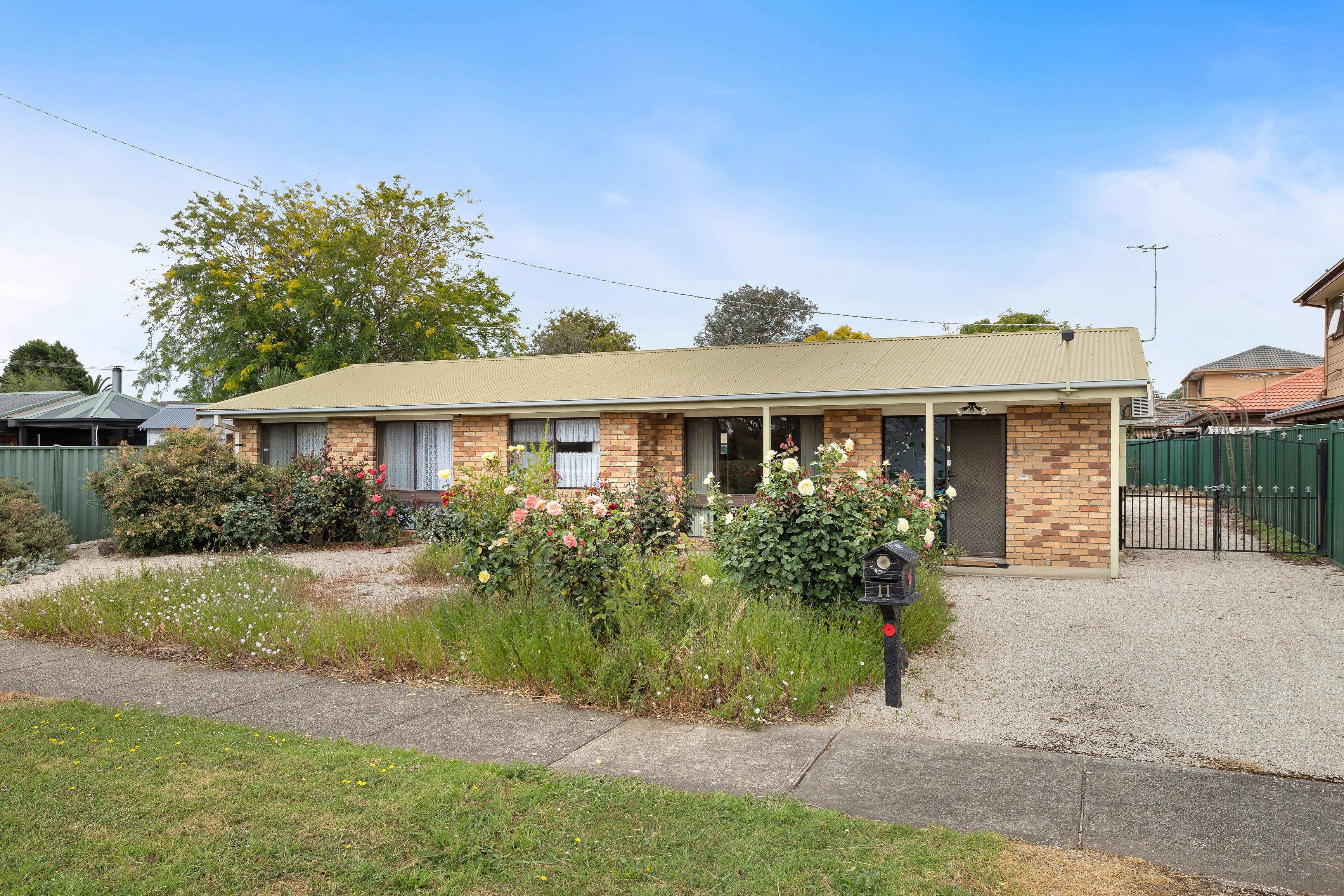 11 Hurrey Avenue, Mernda VIC 3754