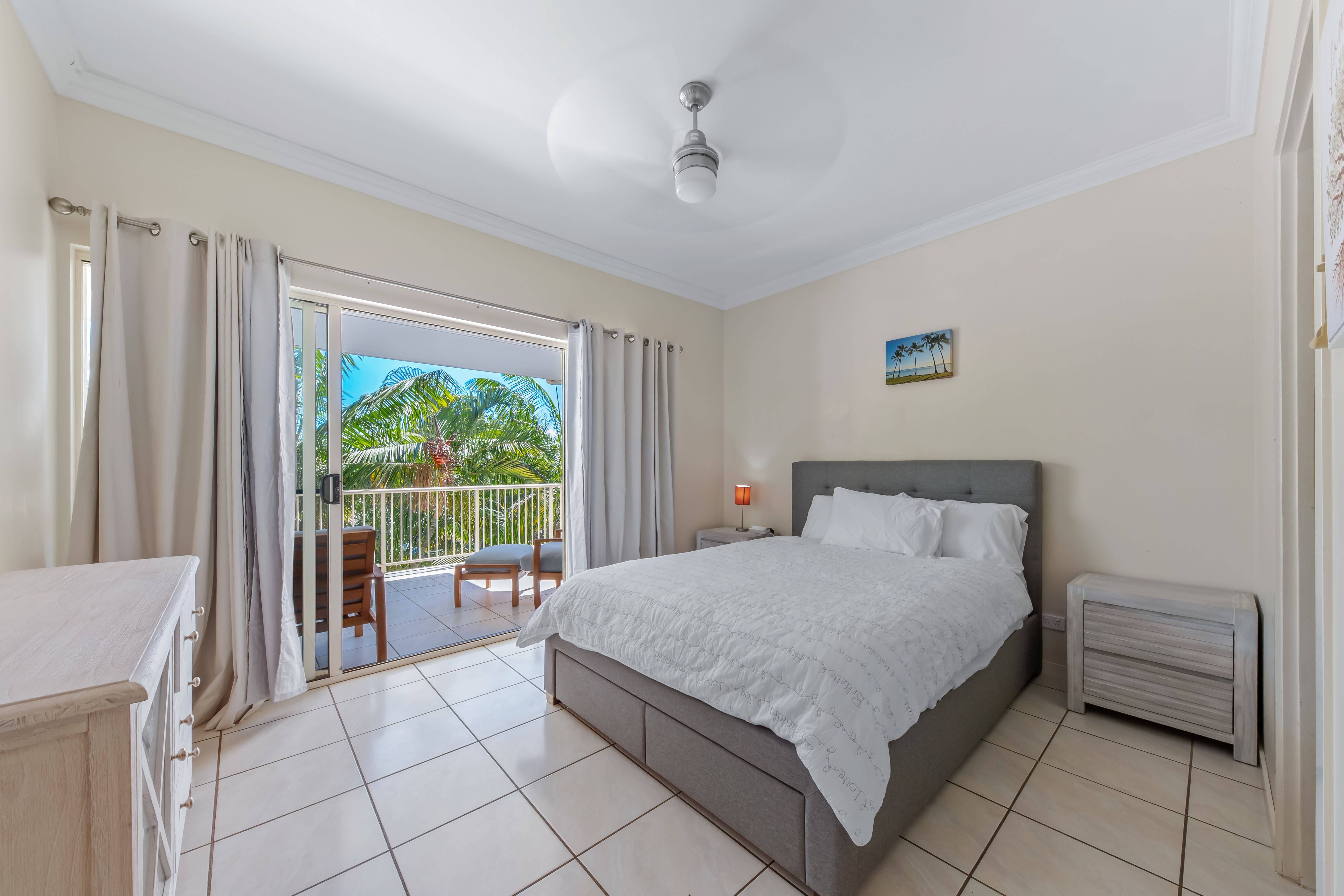 32/21 Shute Harbour Road — photo 5 of 13