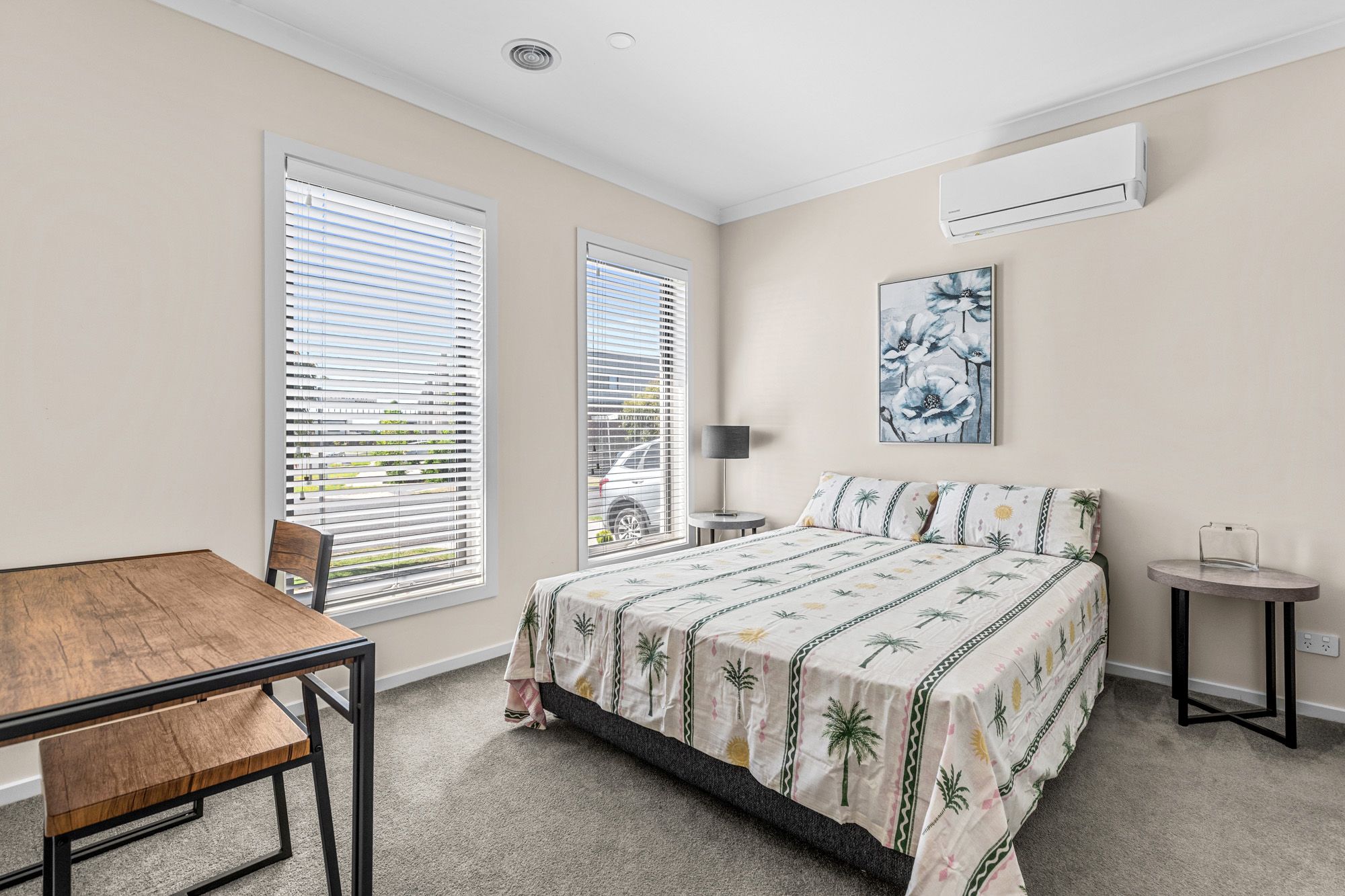 12 Fitzrovia Drive — photo 8 of 15