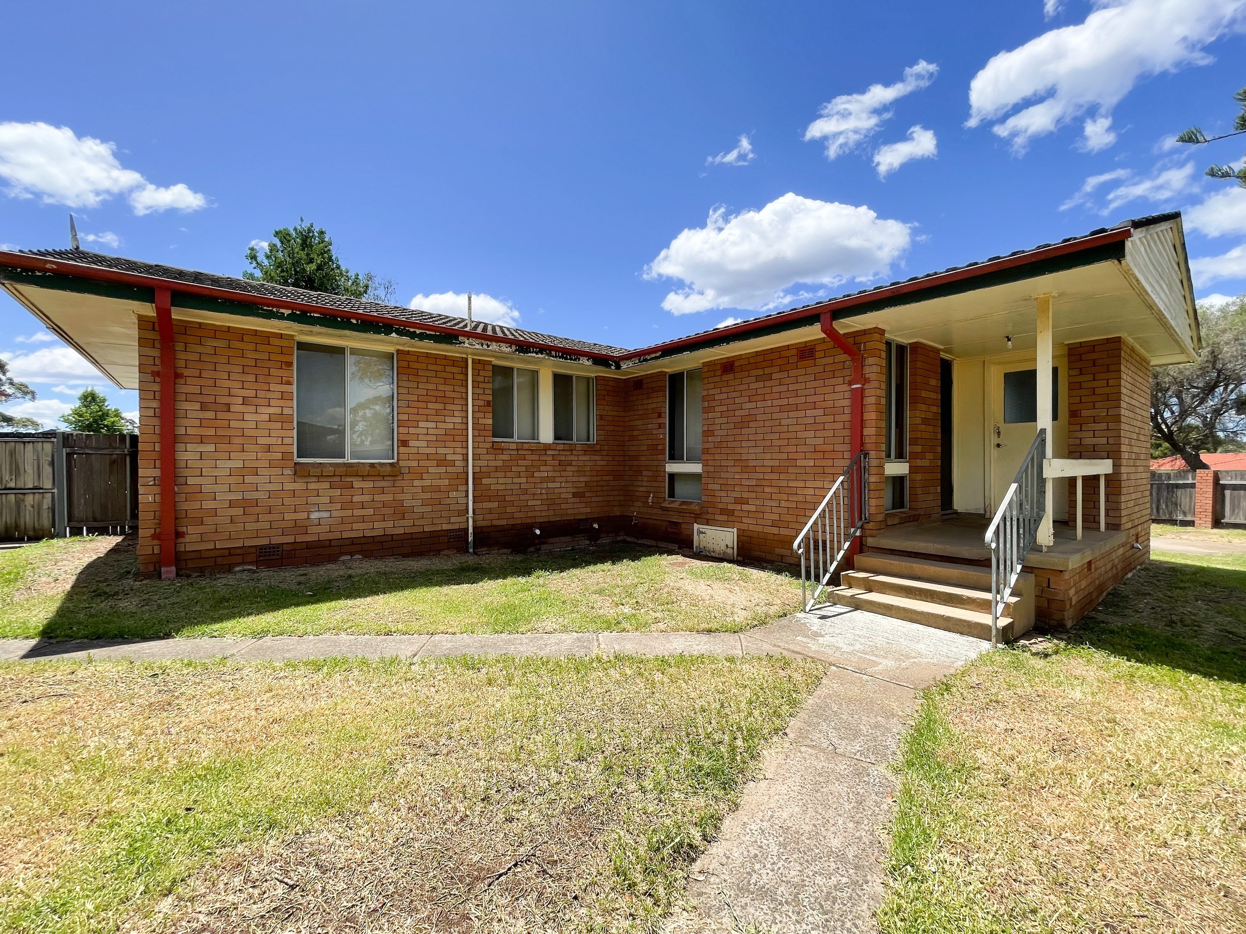 3 Ponds Way, Airds, NSW 2560