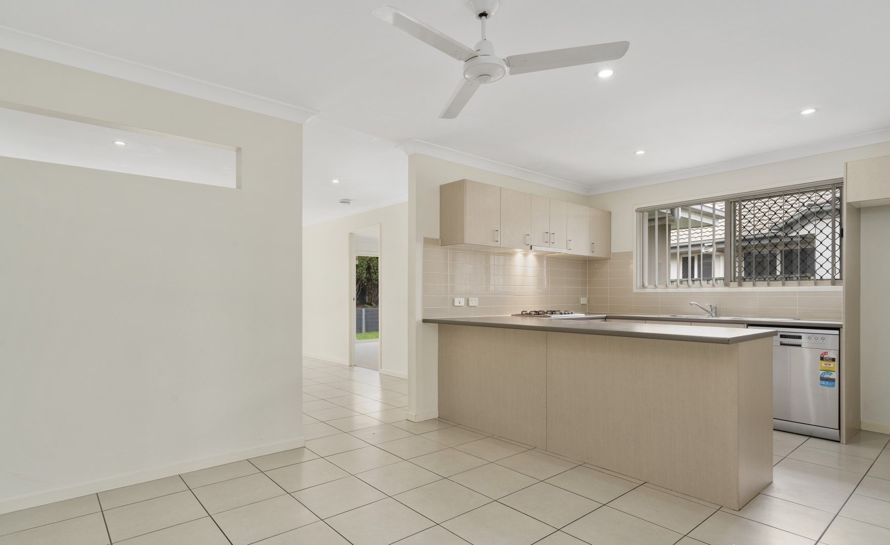 14 Bowerbird Crescent, Dakabin, QLD 4503