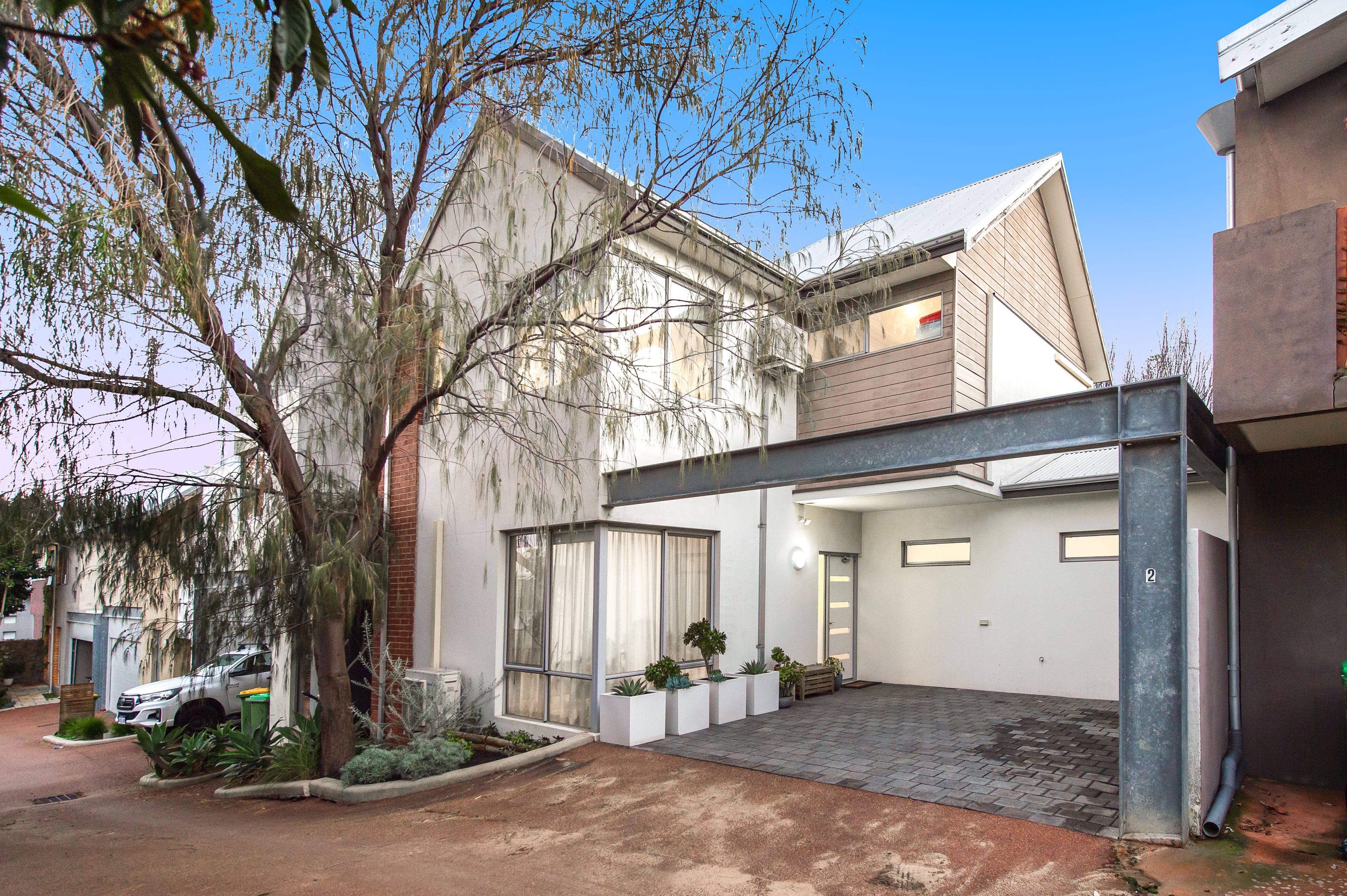 2/31 Harvest Road, North Fremantle, WA 6159