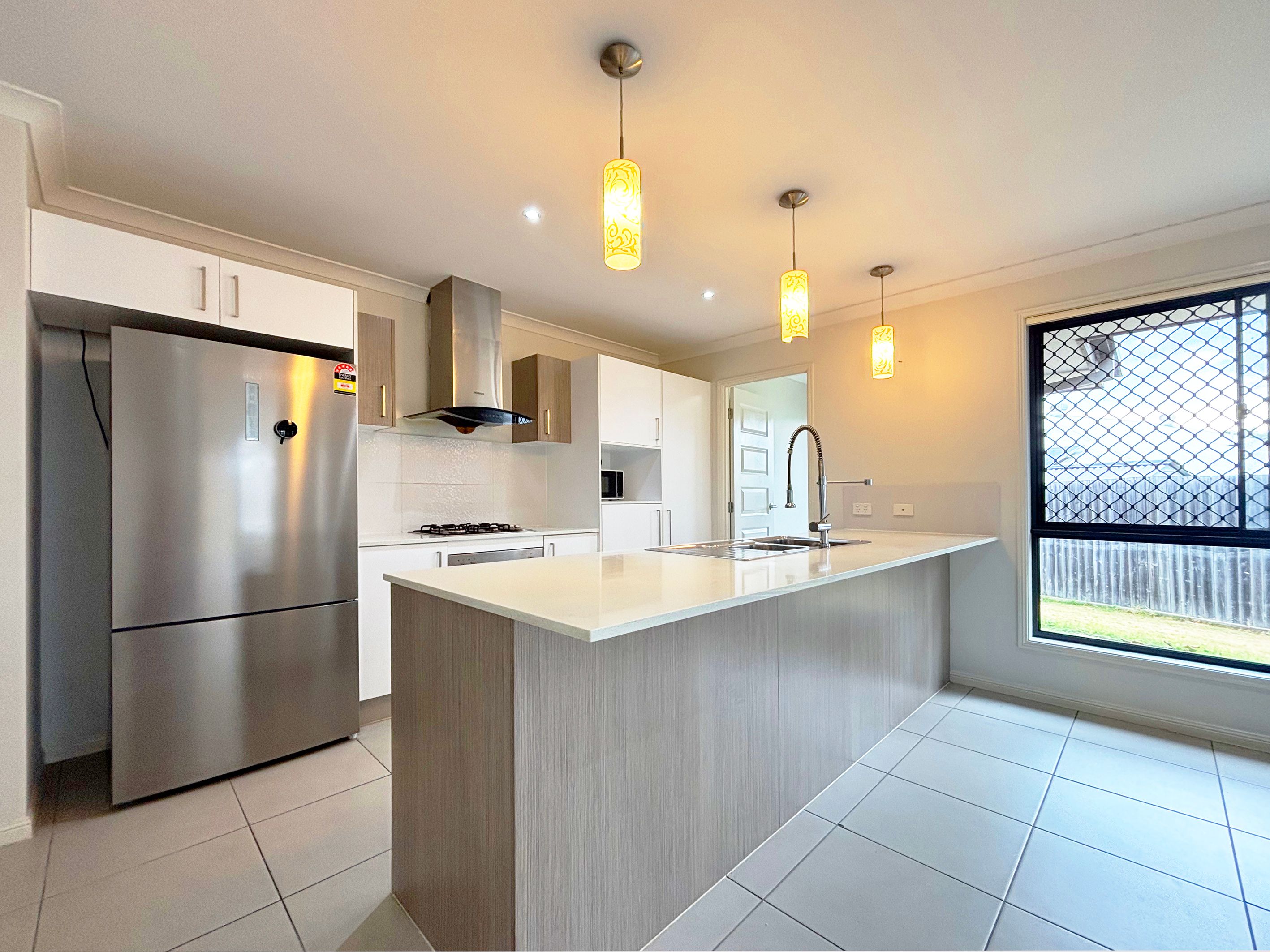 4 ORB Street — photo 4 of 19