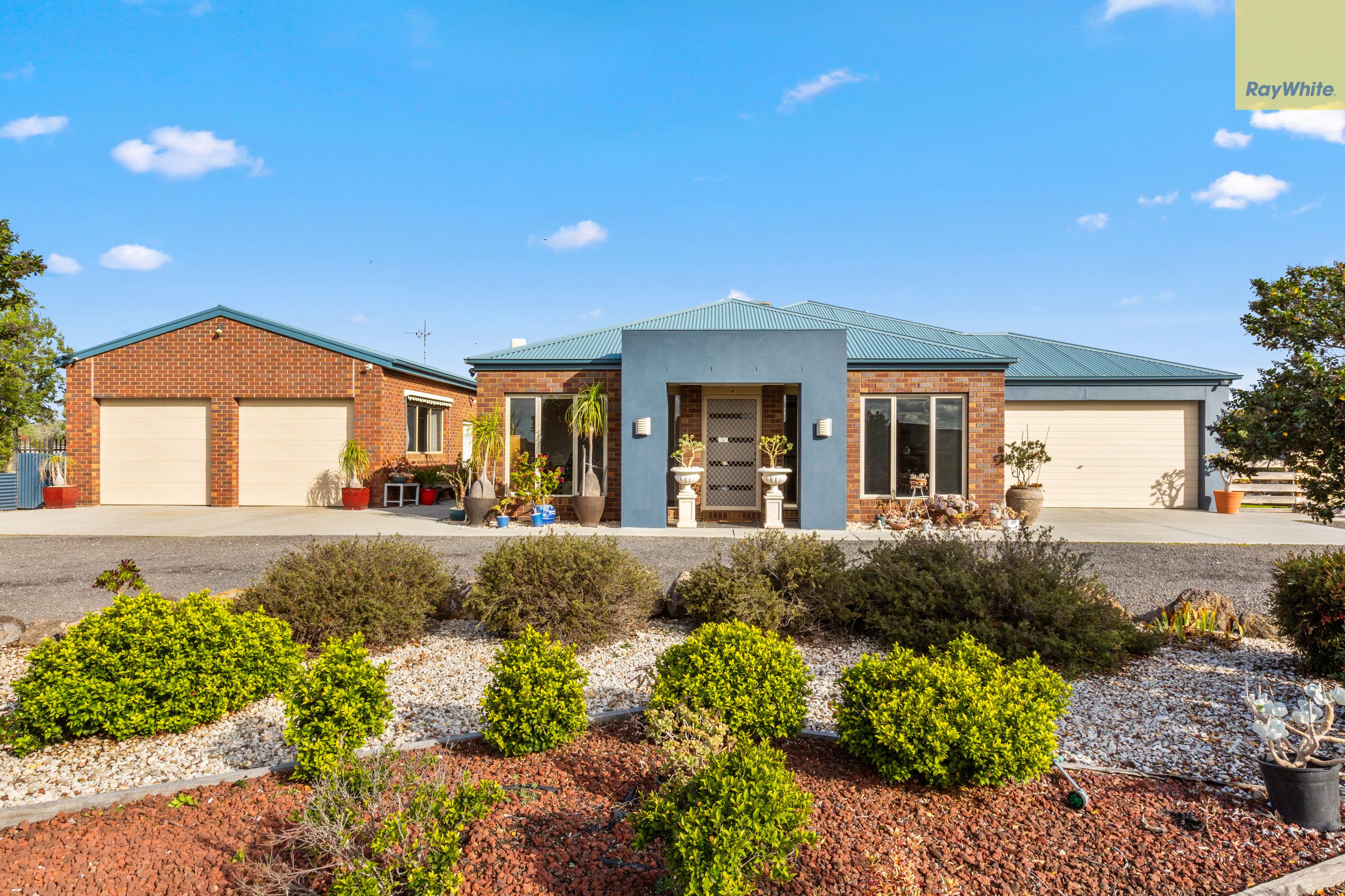 11 Eyrie Court — photo from Ray White Bacchus Marsh