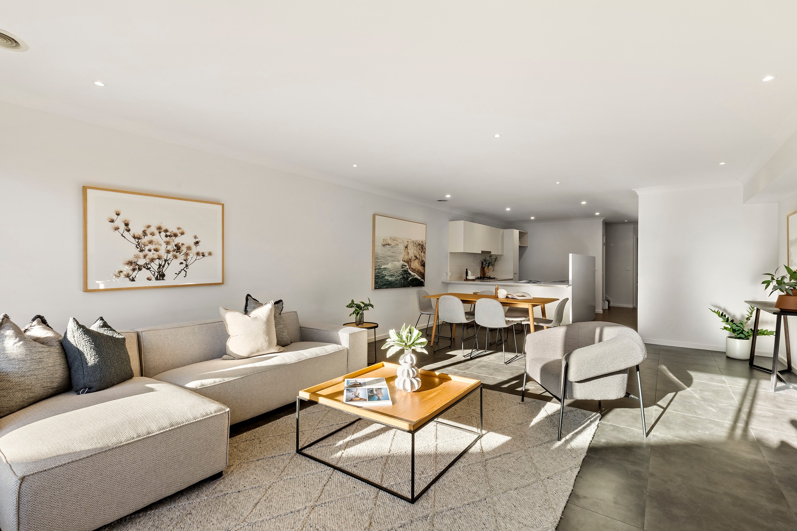 2/92 Ballarat Road, Maidstone, VIC 3012