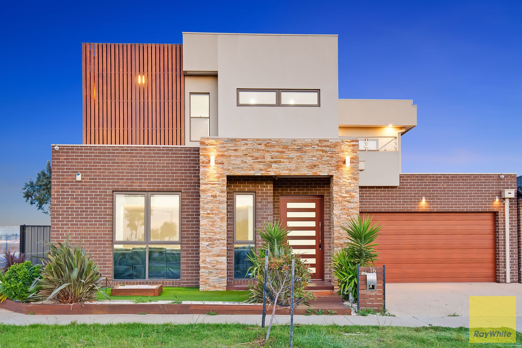 16 Scotsdale Road, Truganina VIC 3029