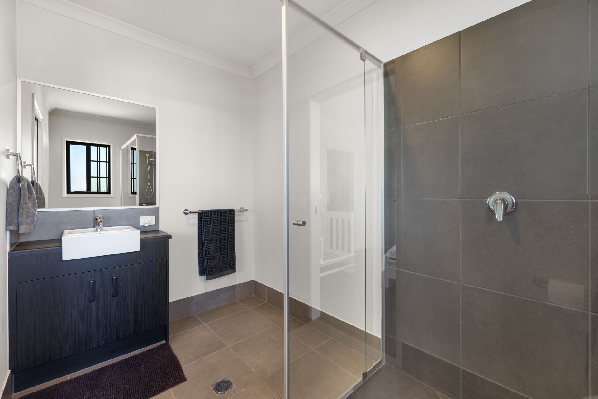 16 Goulburn Crescent — photo 8 of 13