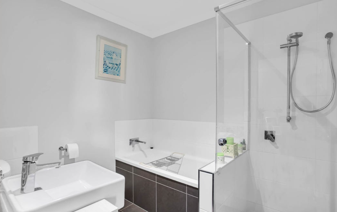 21 Acacia Lane — photo 13 of 15