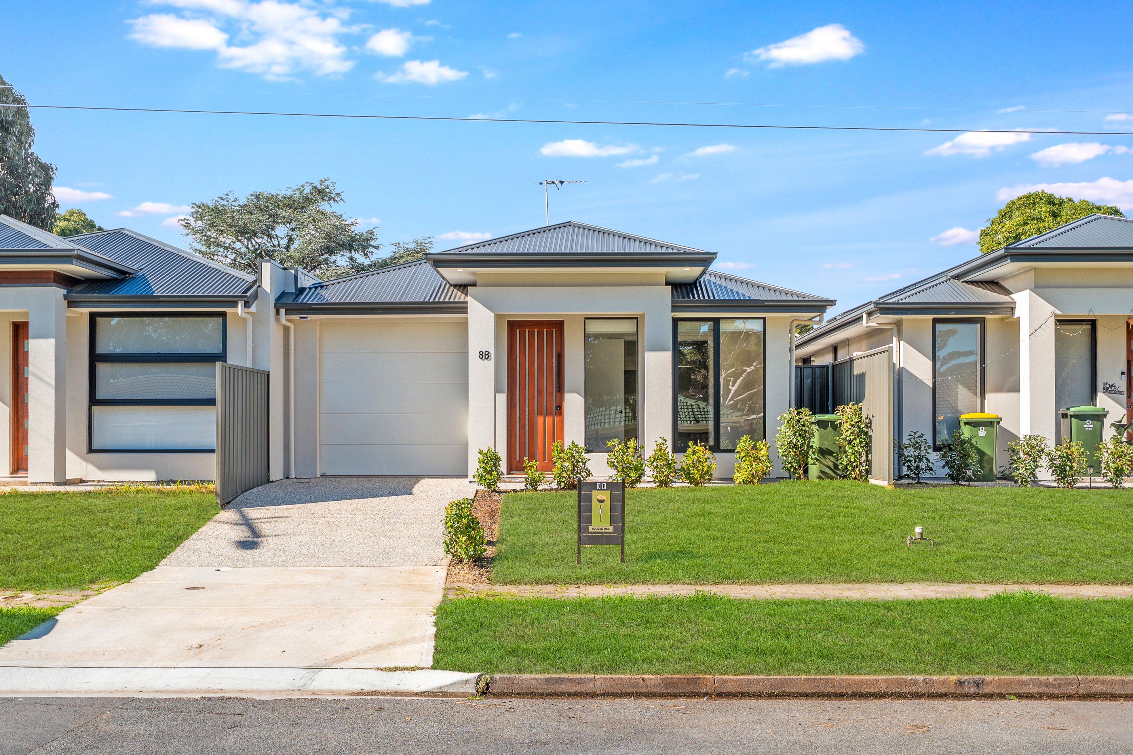 8B Hodge Road, Para Hills, SA 5096