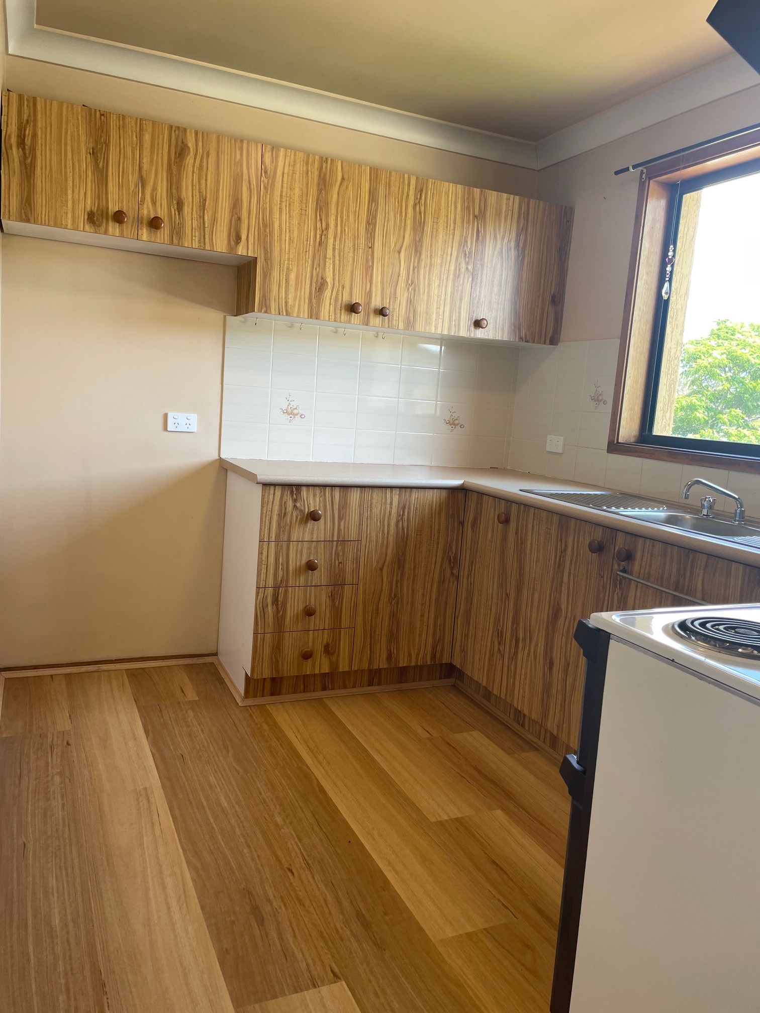 2/460 Northcliffe Drive, Berkeley, NSW 2506