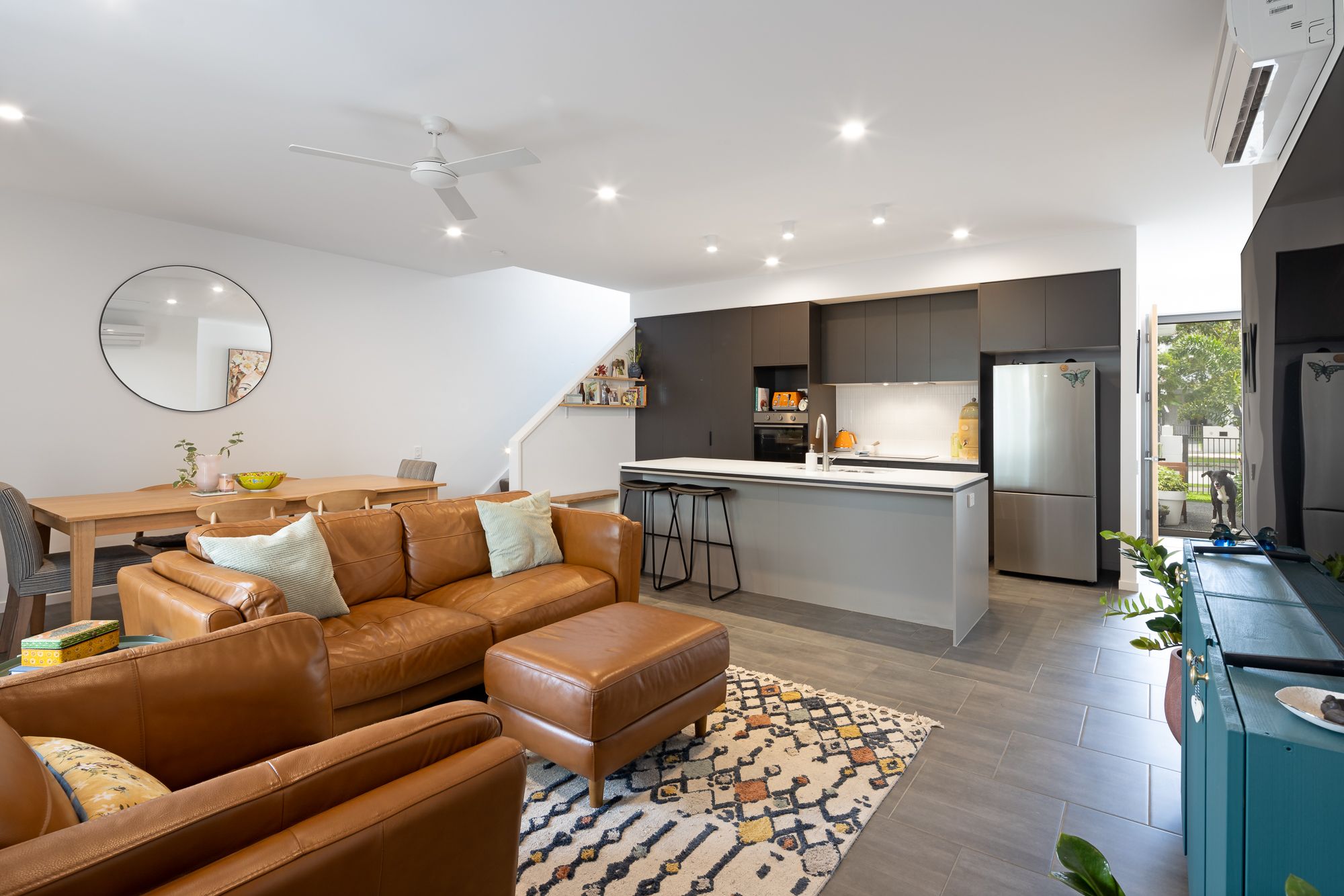 10 Captain Avenue, Newport, QLD 4020