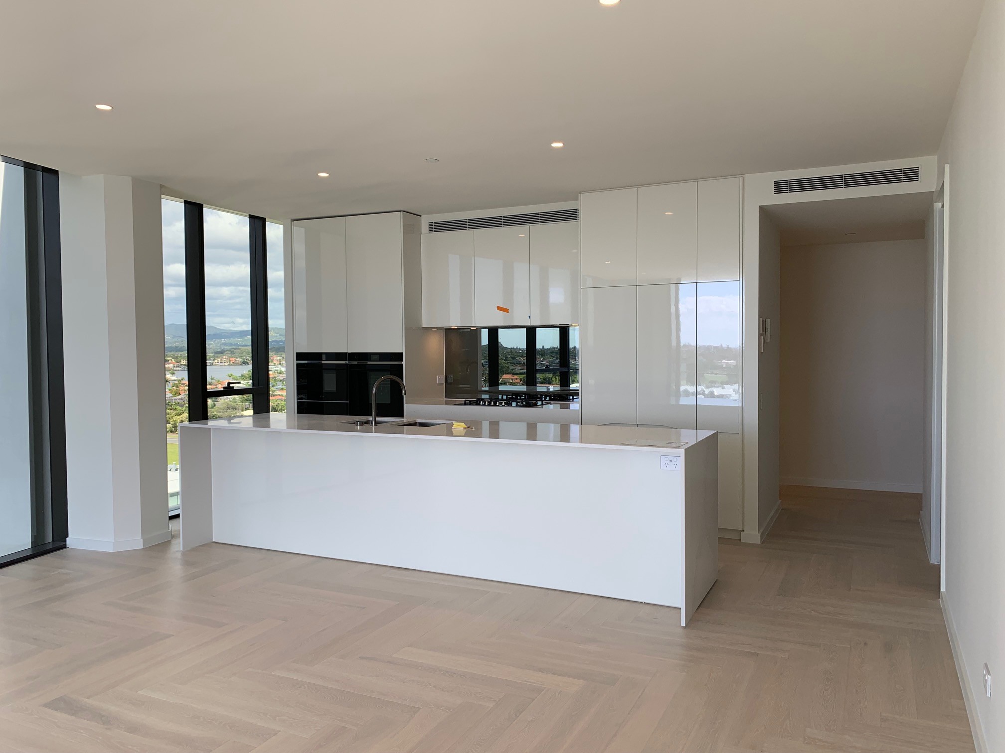 31002/24 The Lanes Boulevard, Mermaid Waters, QLD 4218