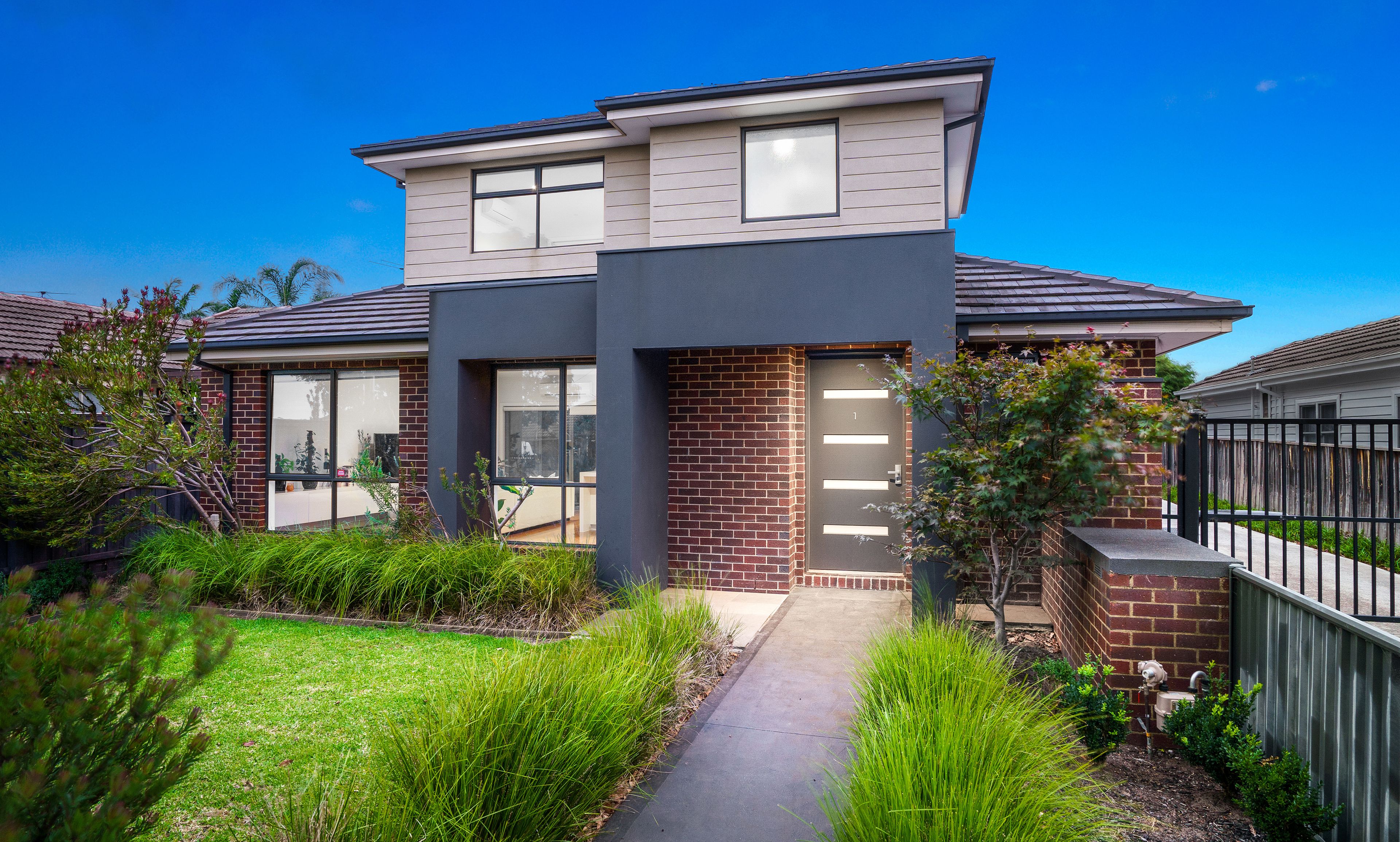 30 Scott Grove, Kingsbury VIC 3083