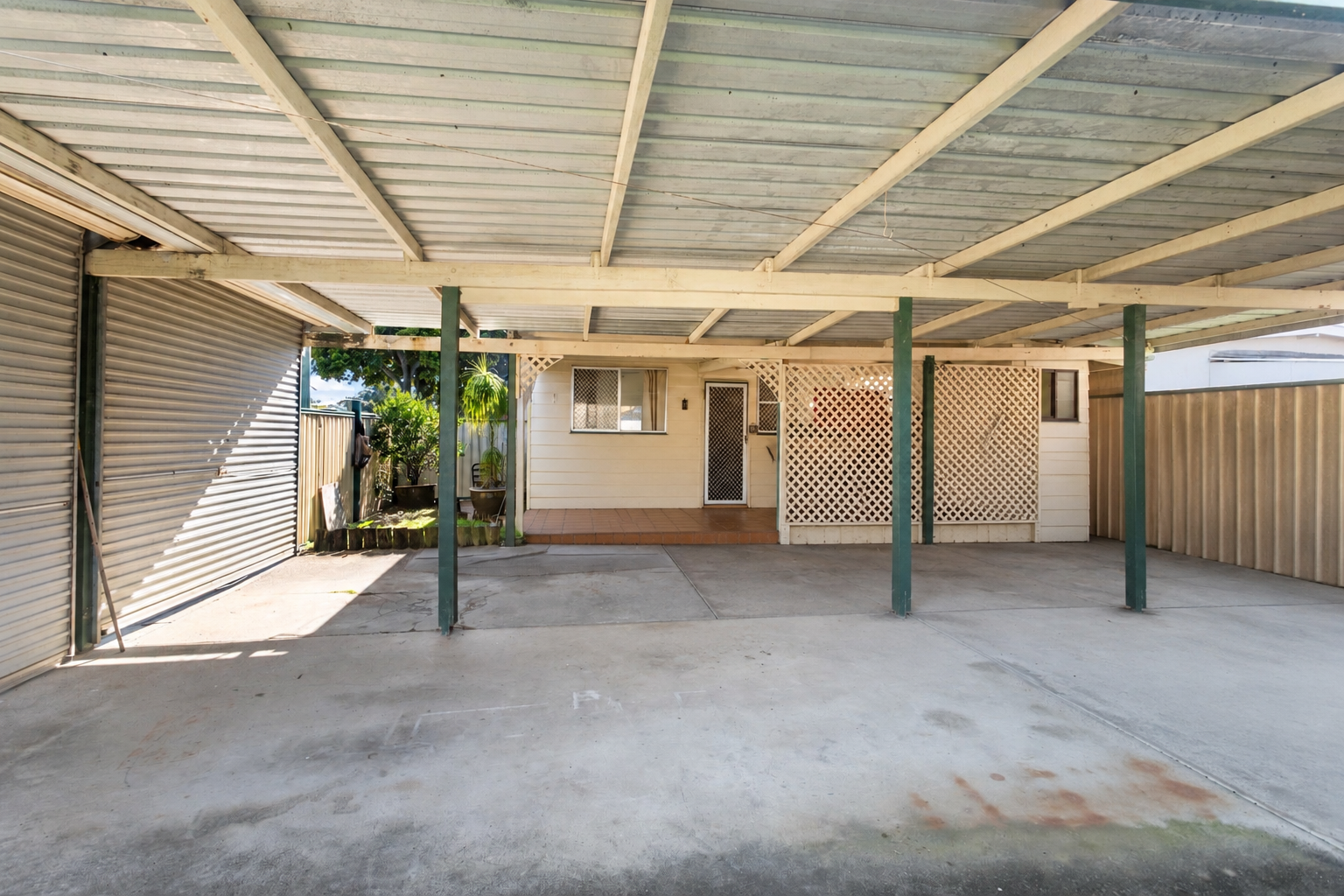 130 Beaufort Place — photo 11 of 15