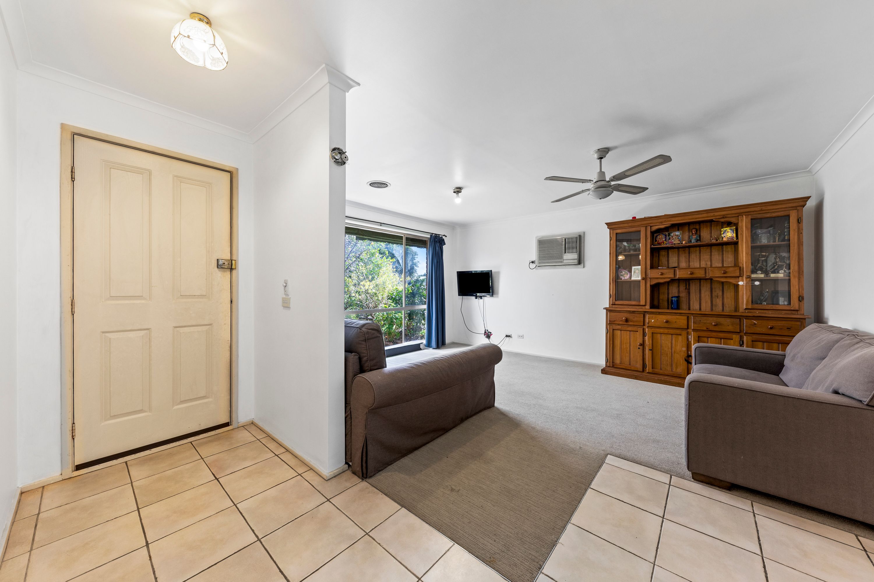 8 Eleanor Court — photo 12 of 30