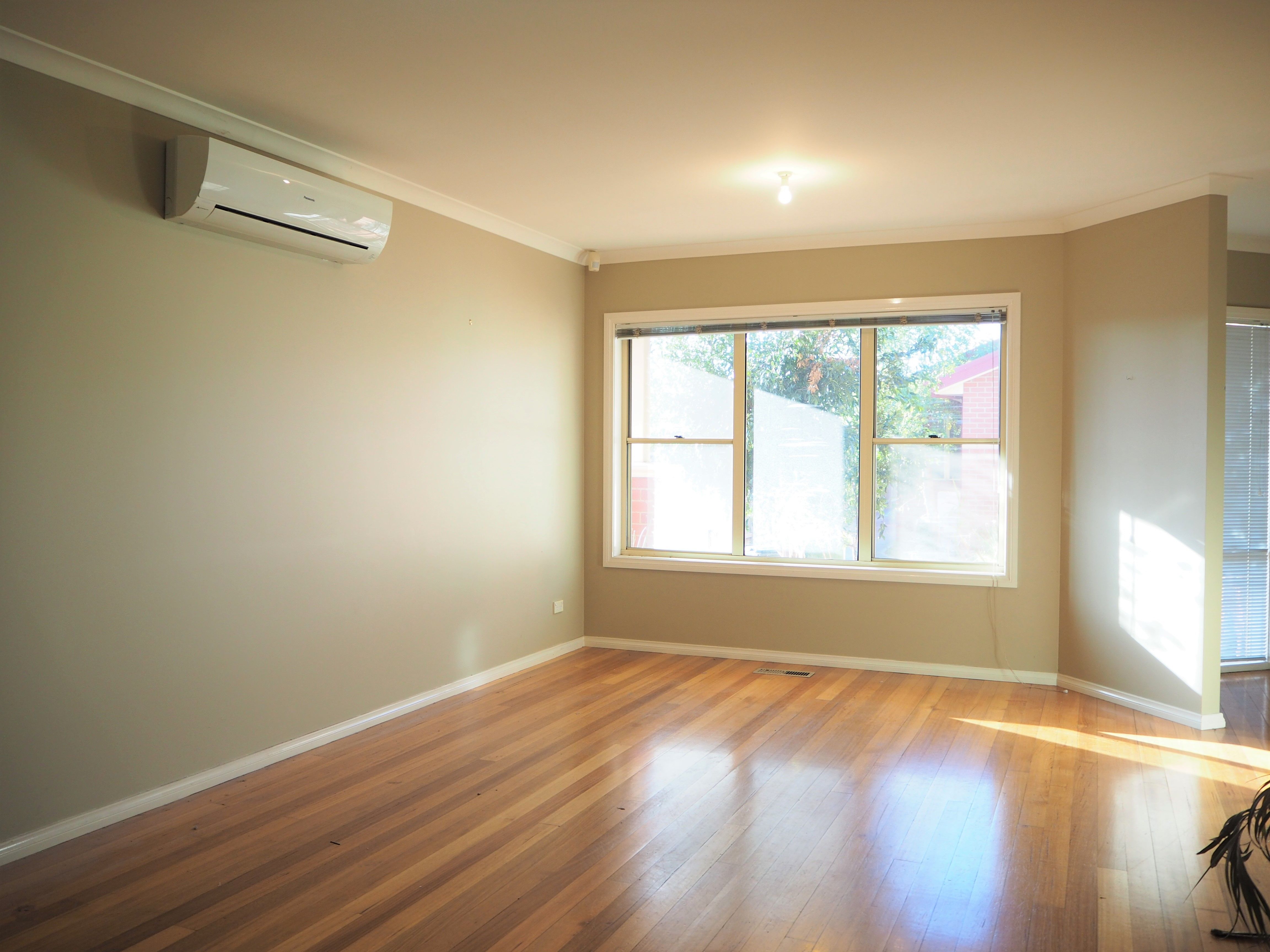 2/17 Barton Street, Reservoir, VIC 3073