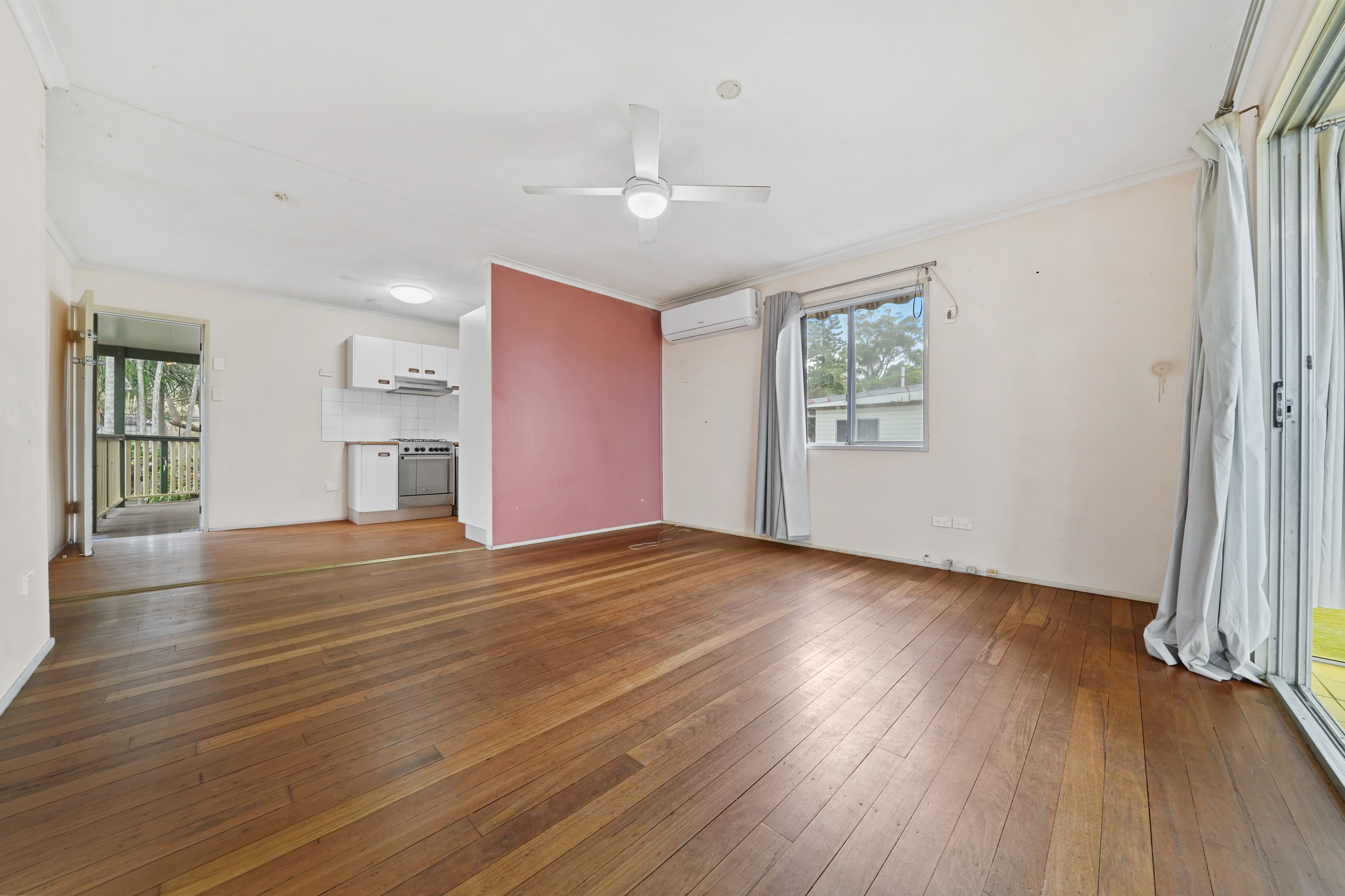 8 Cypress Street, Woodridge, QLD 4114