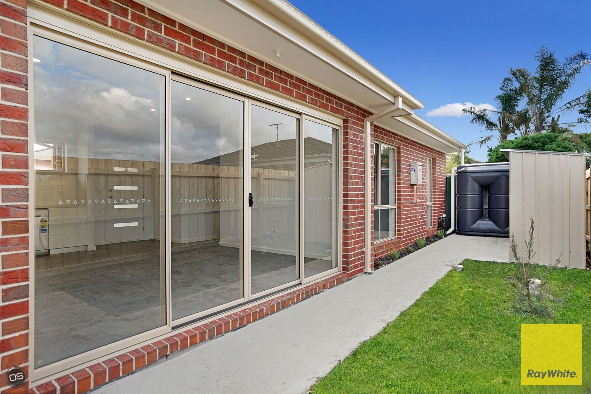 2/35 Ailsa Street — photo from Ray White Point Cook