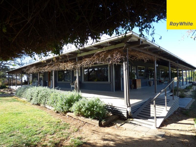 "Killara" 21 Copeland Parade, Bedgerebong, NSW 2871