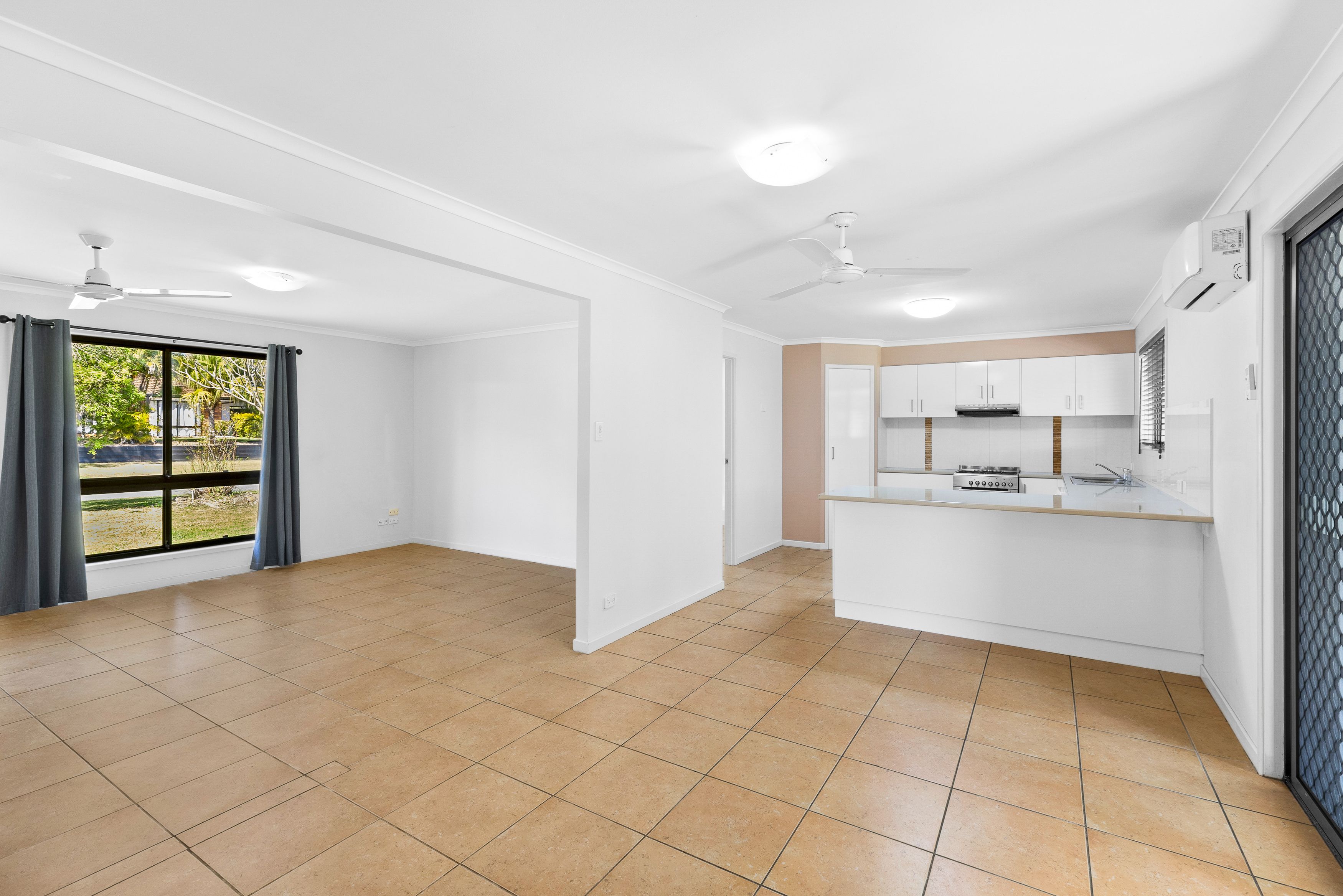 7 Karri Avenue, Karana Downs, QLD 4306