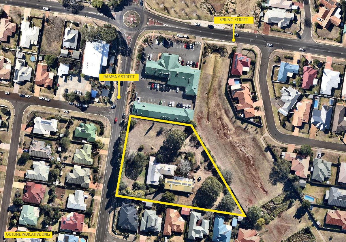 284 Ramsay Street, Middle Ridge, QLD 4350